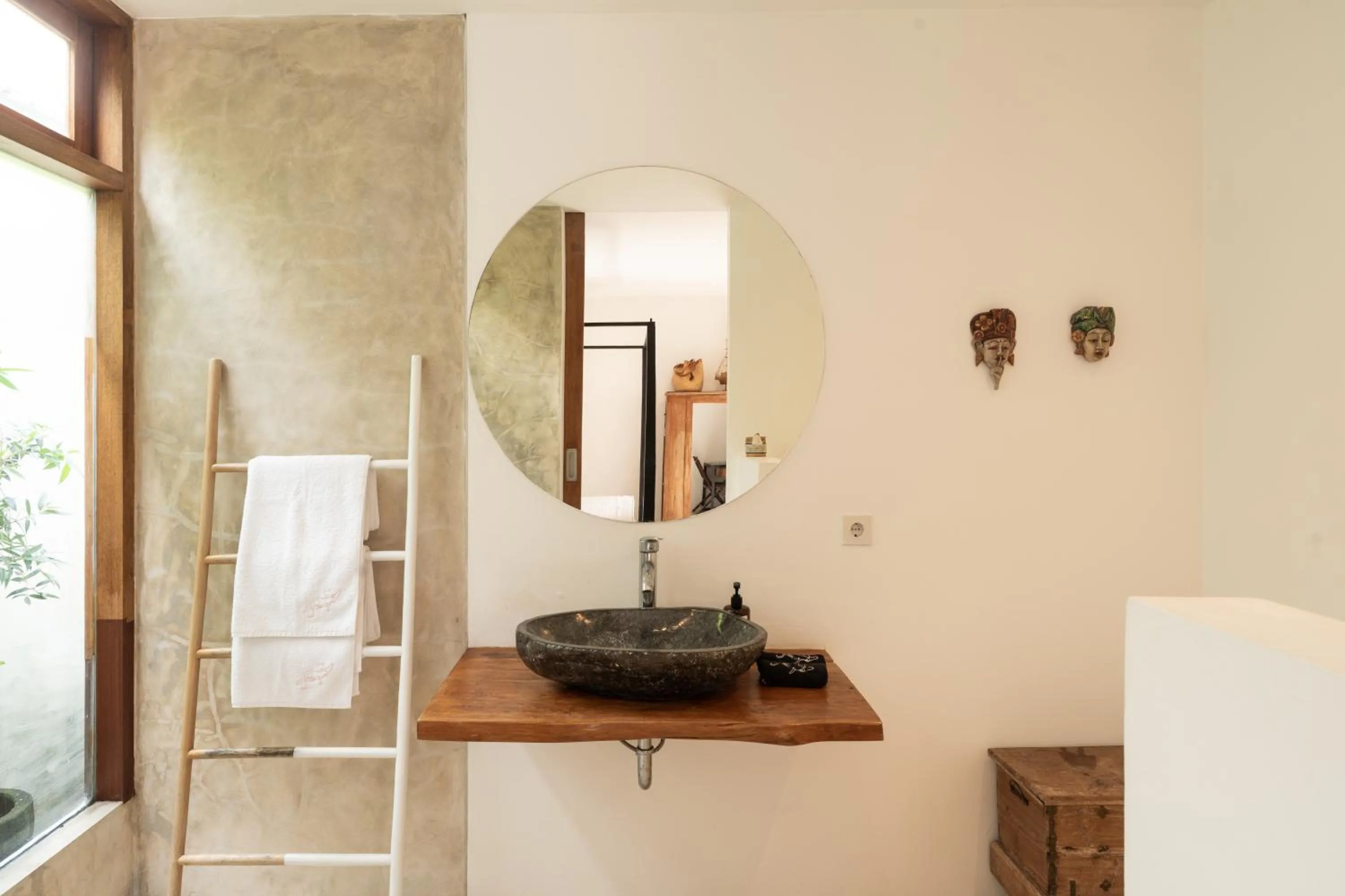 Bathroom in House of Bagera by Alfred in Bali