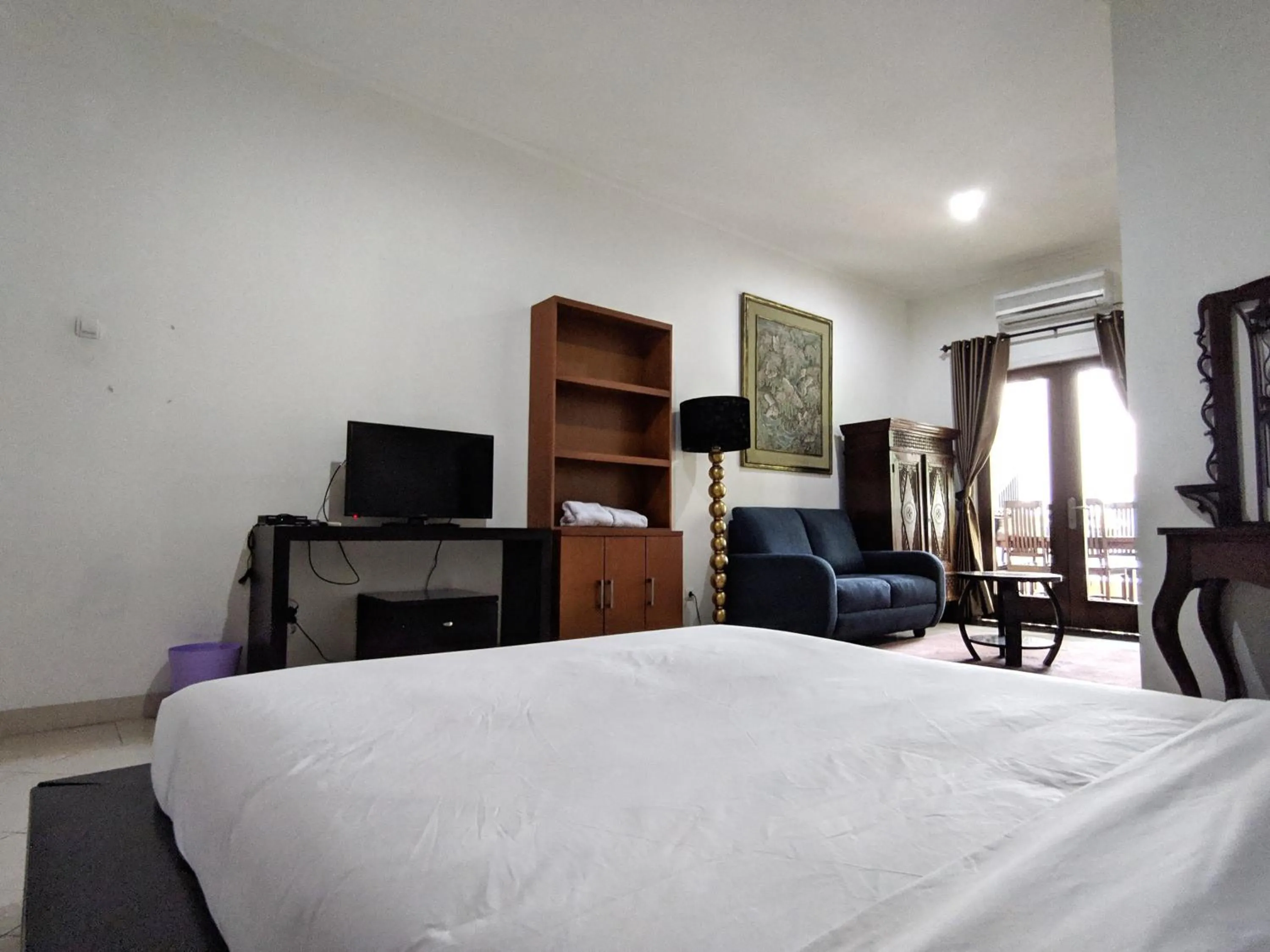 Bed in My Home by FLAT06