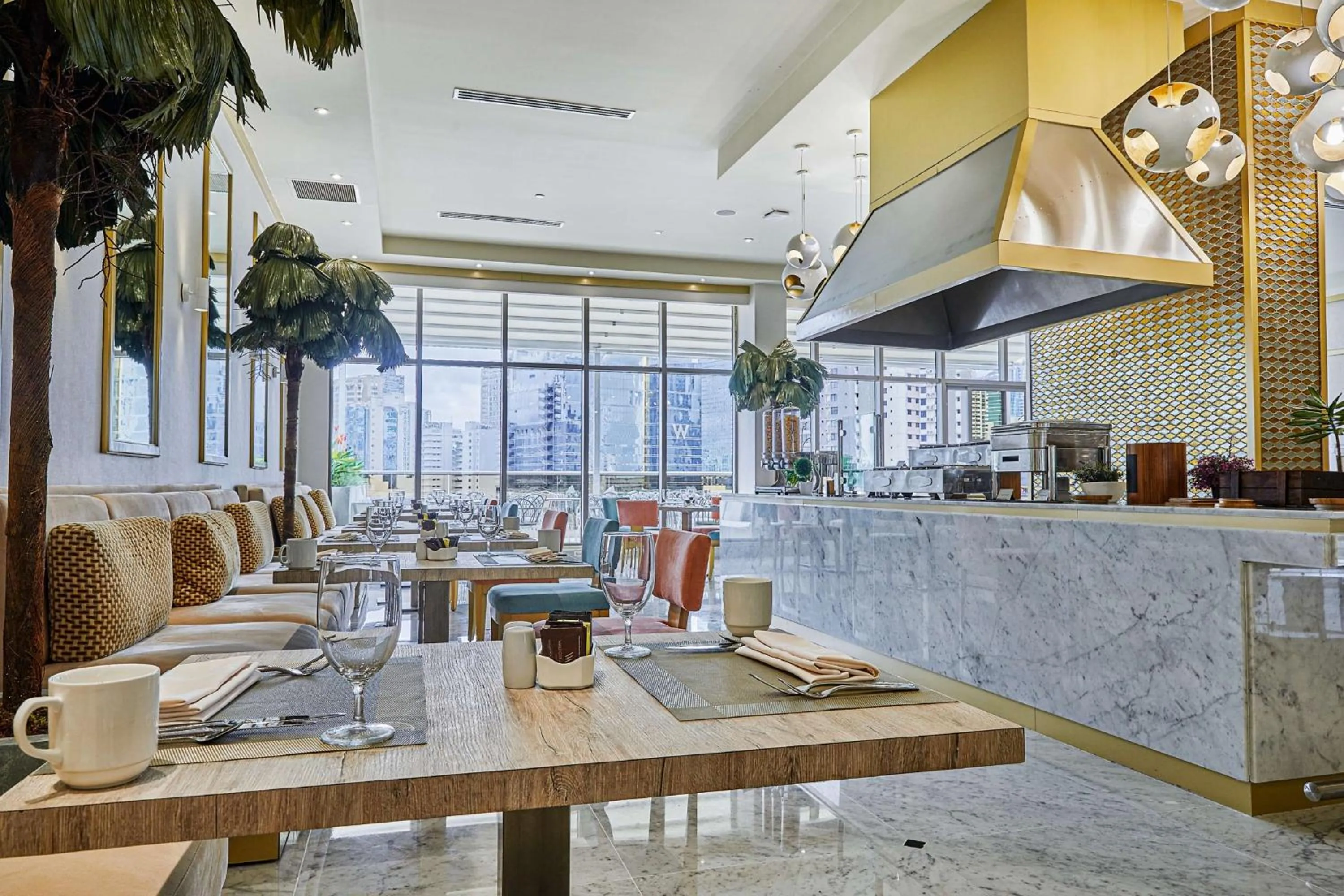 Restaurant/places to eat in Waldorf Astoria Panama