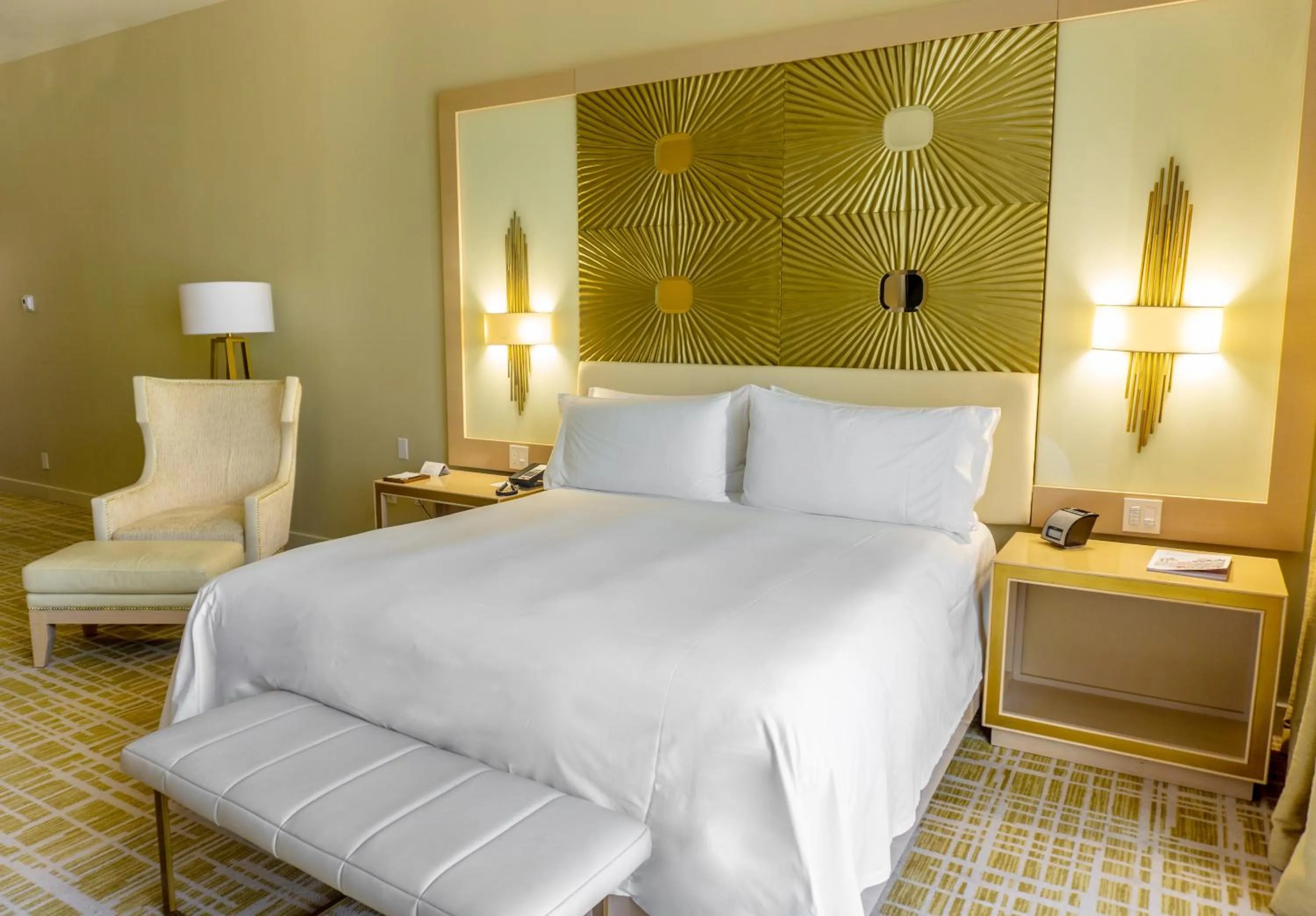 Bed in Waldorf Astoria Panama