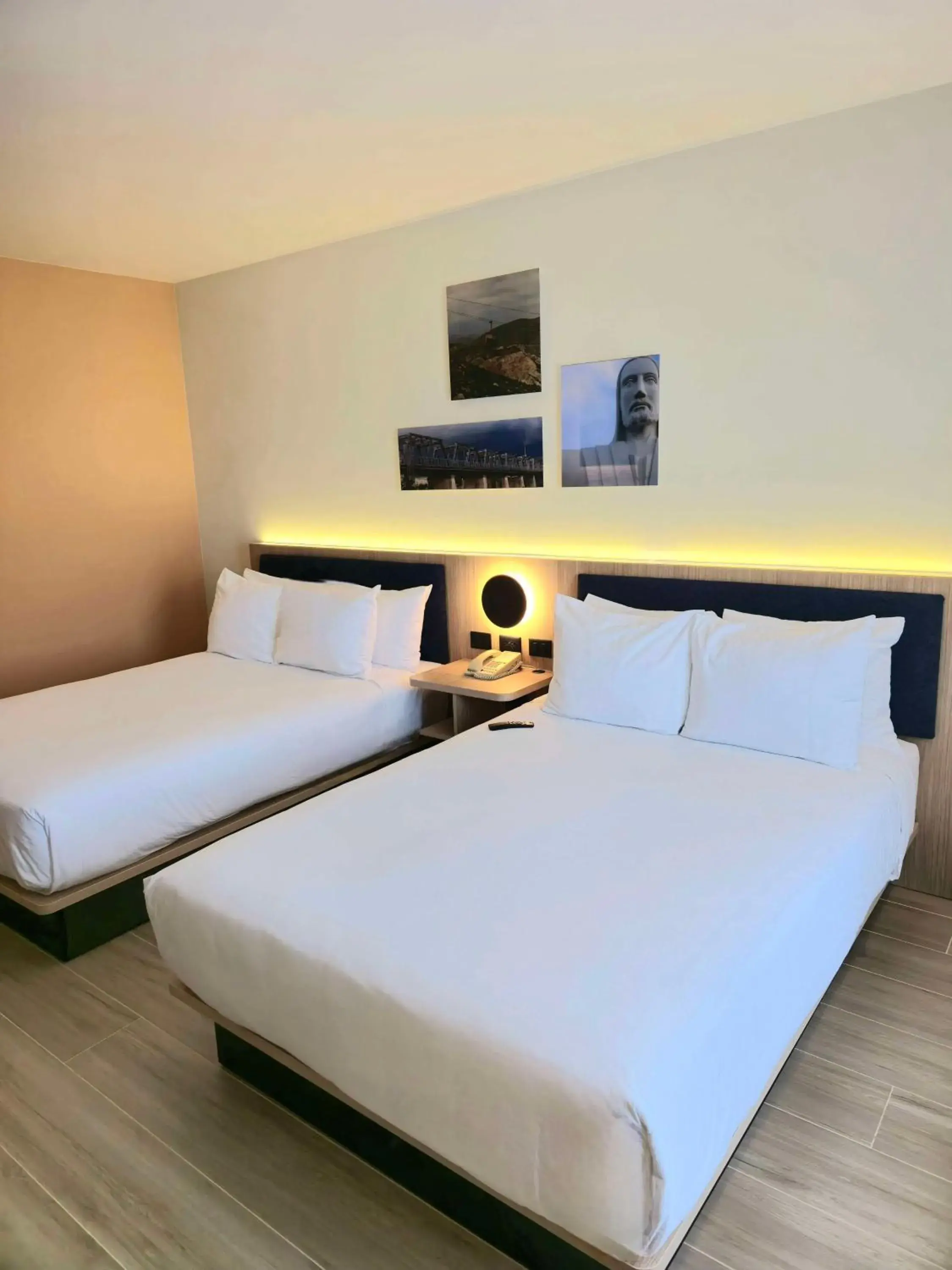 Premium Room with Two Double Beds in Hampton Inn Torreon Airport-Galerias Premium Room with Two Double Beds in Hampton Inn Torreon Airport-Galerias