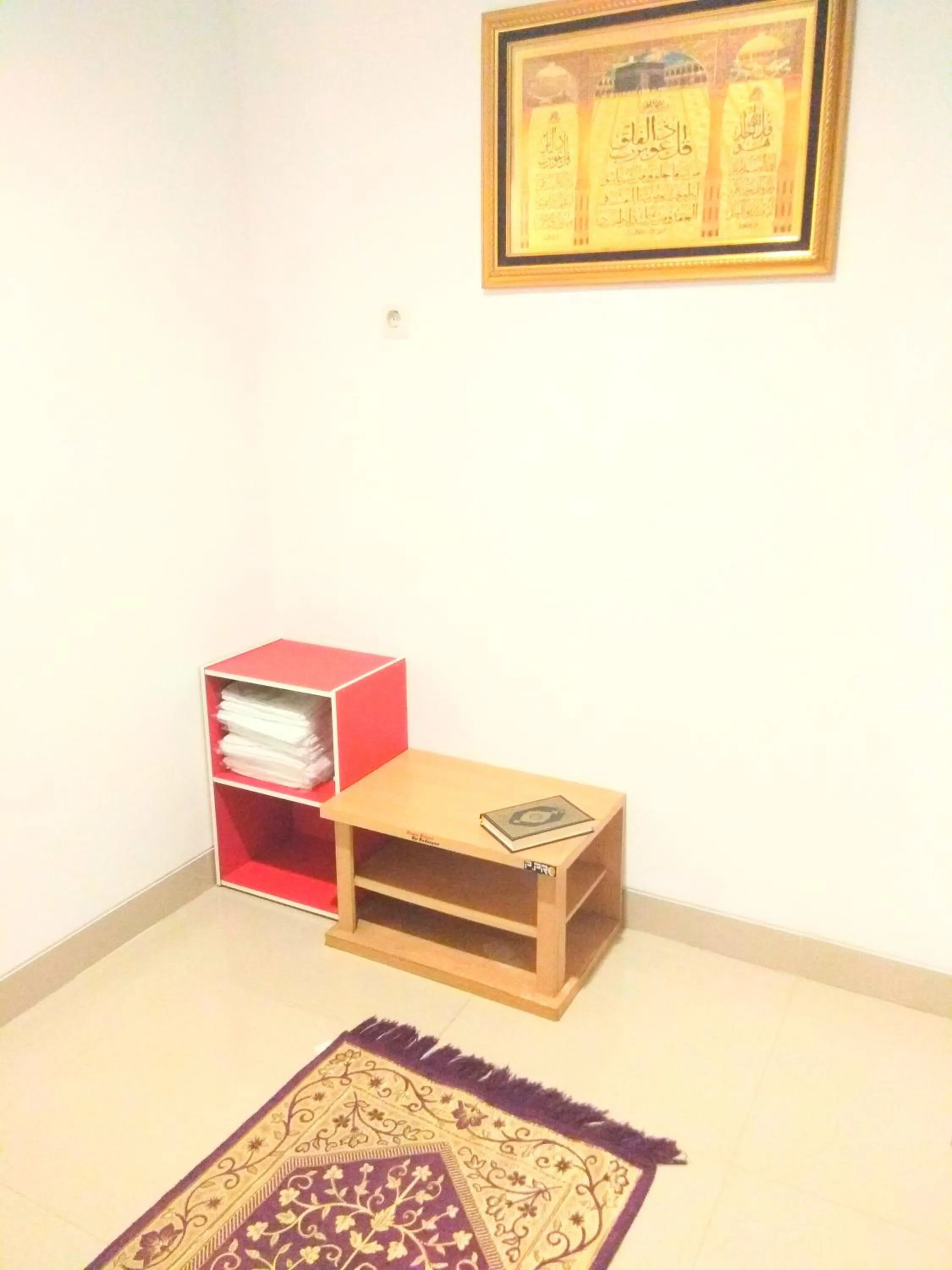 Living room in Fams Homestay by FH Stay