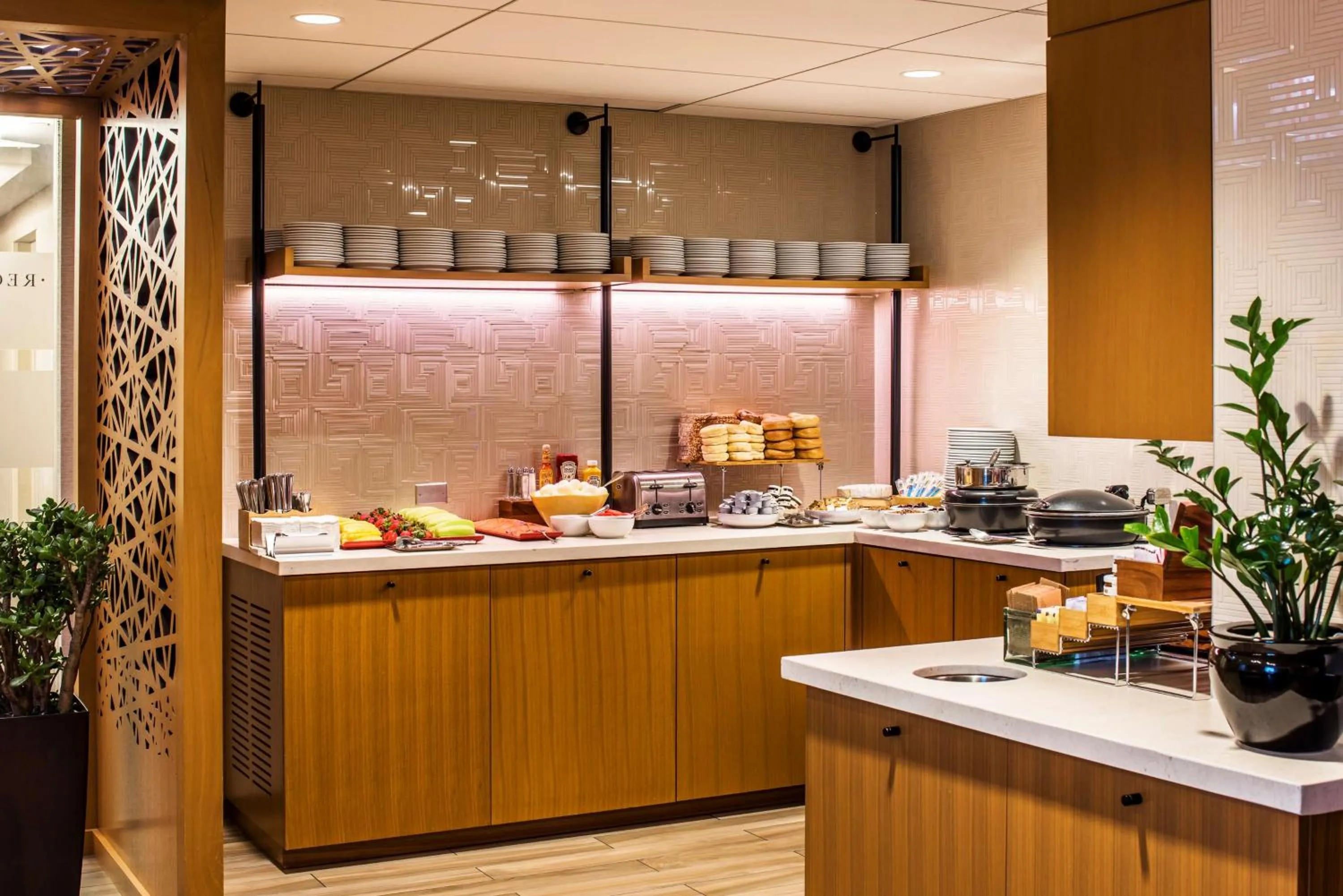 Lounge or bar in Hyatt Regency Chicago