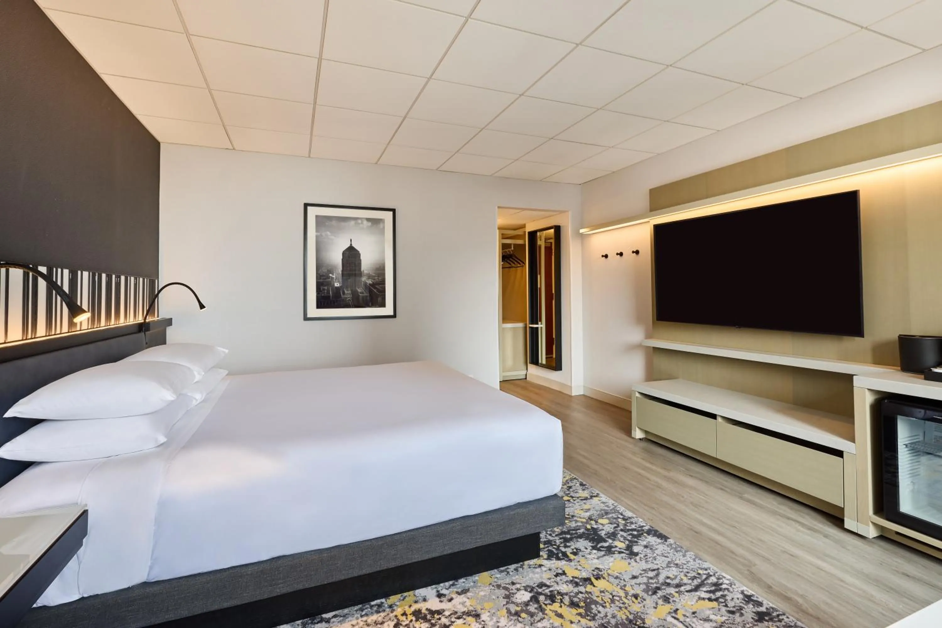 Bedroom, Bed in Hyatt Regency Chicago