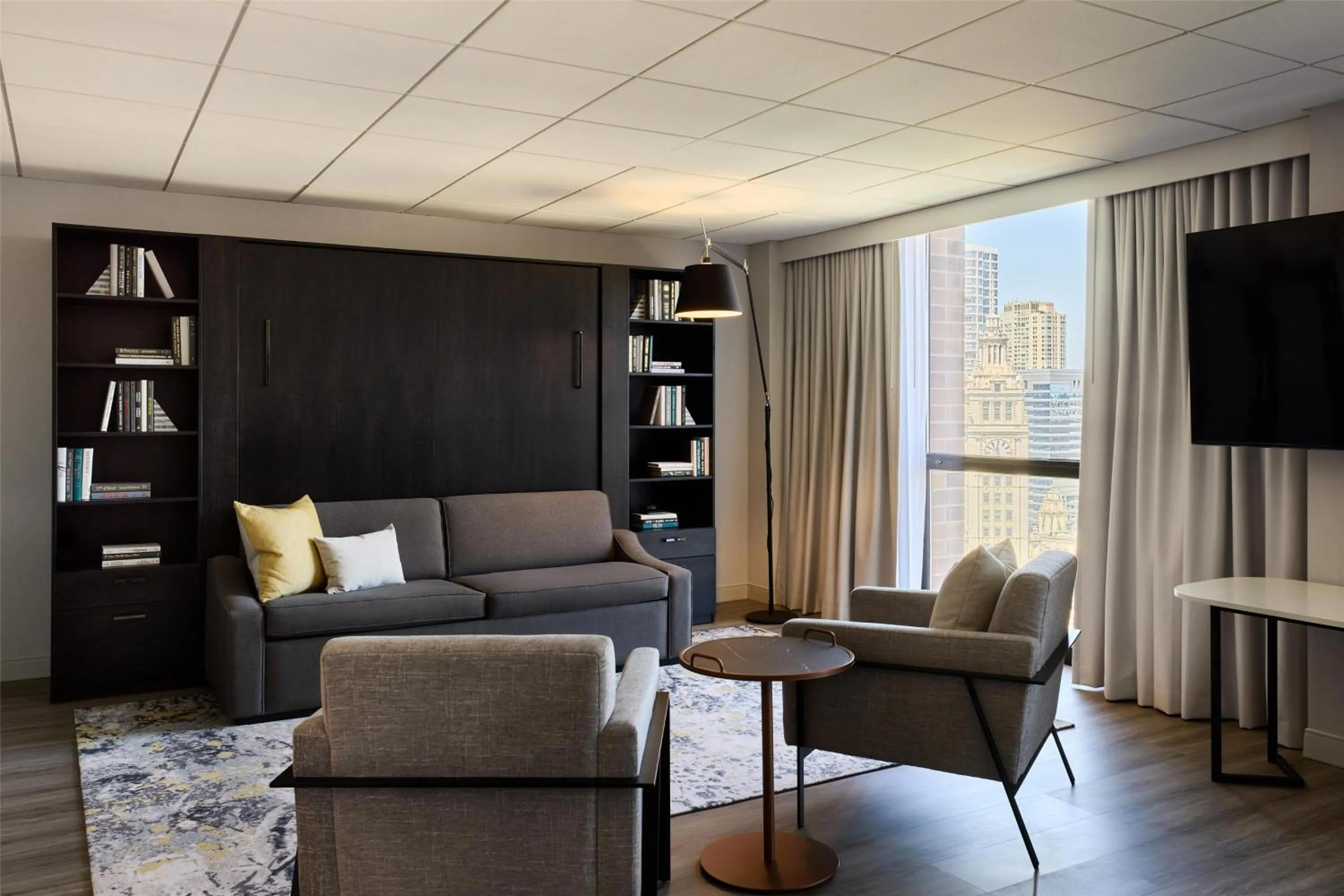 Photo of the whole room in Hyatt Regency Chicago