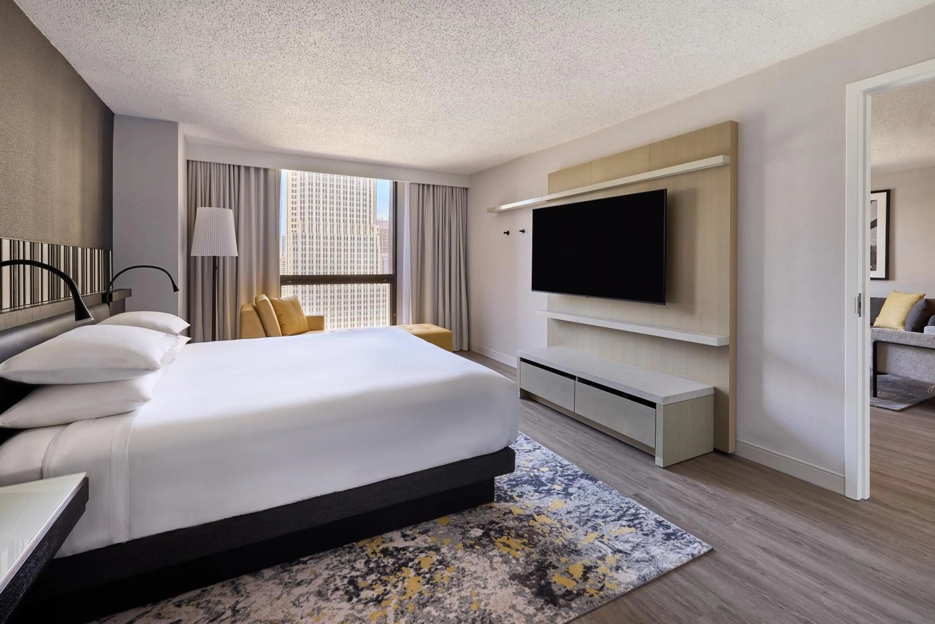 Bed in Hyatt Regency Chicago