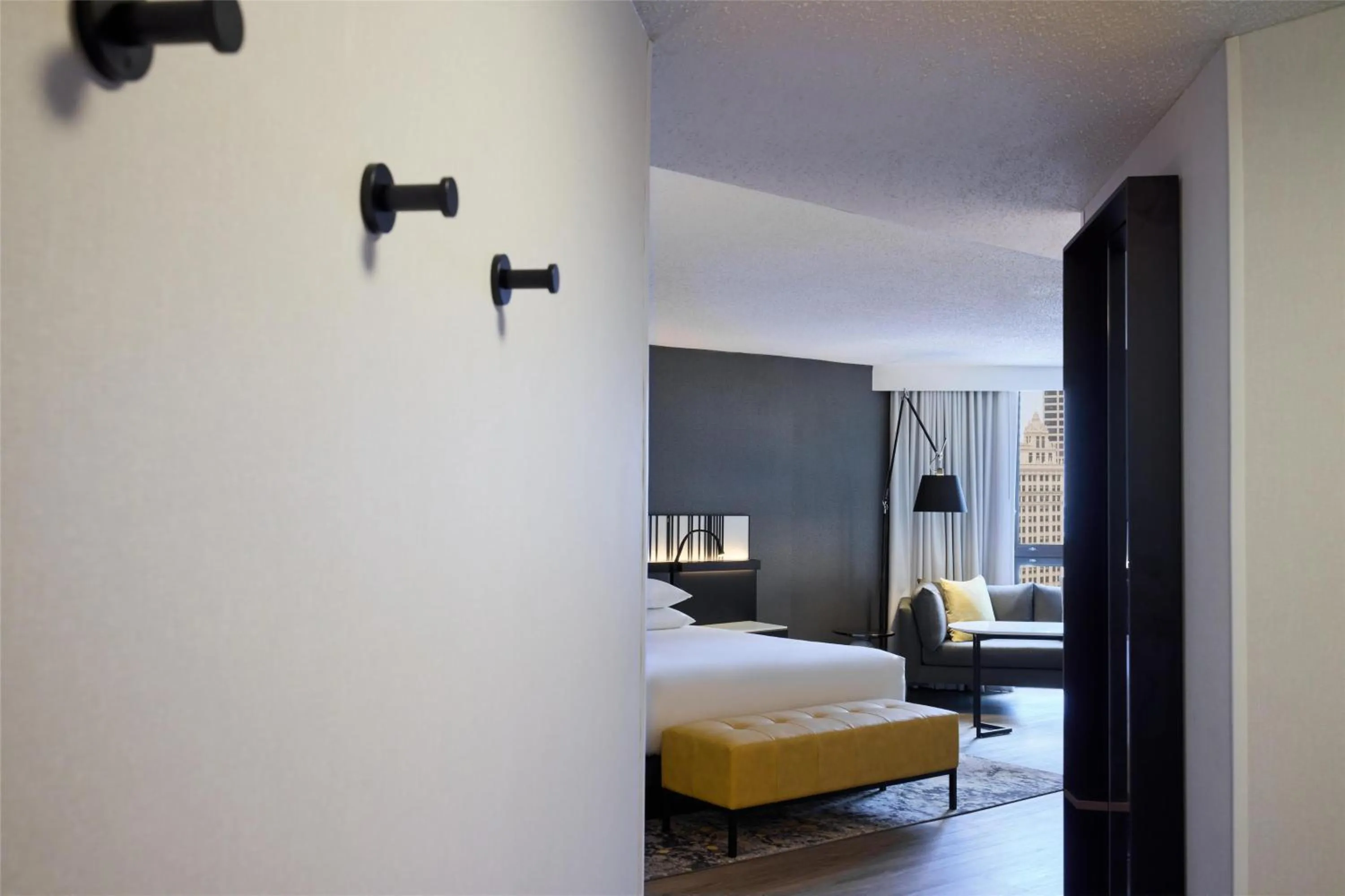 Photo of the whole room, Bed in Hyatt Regency Chicago