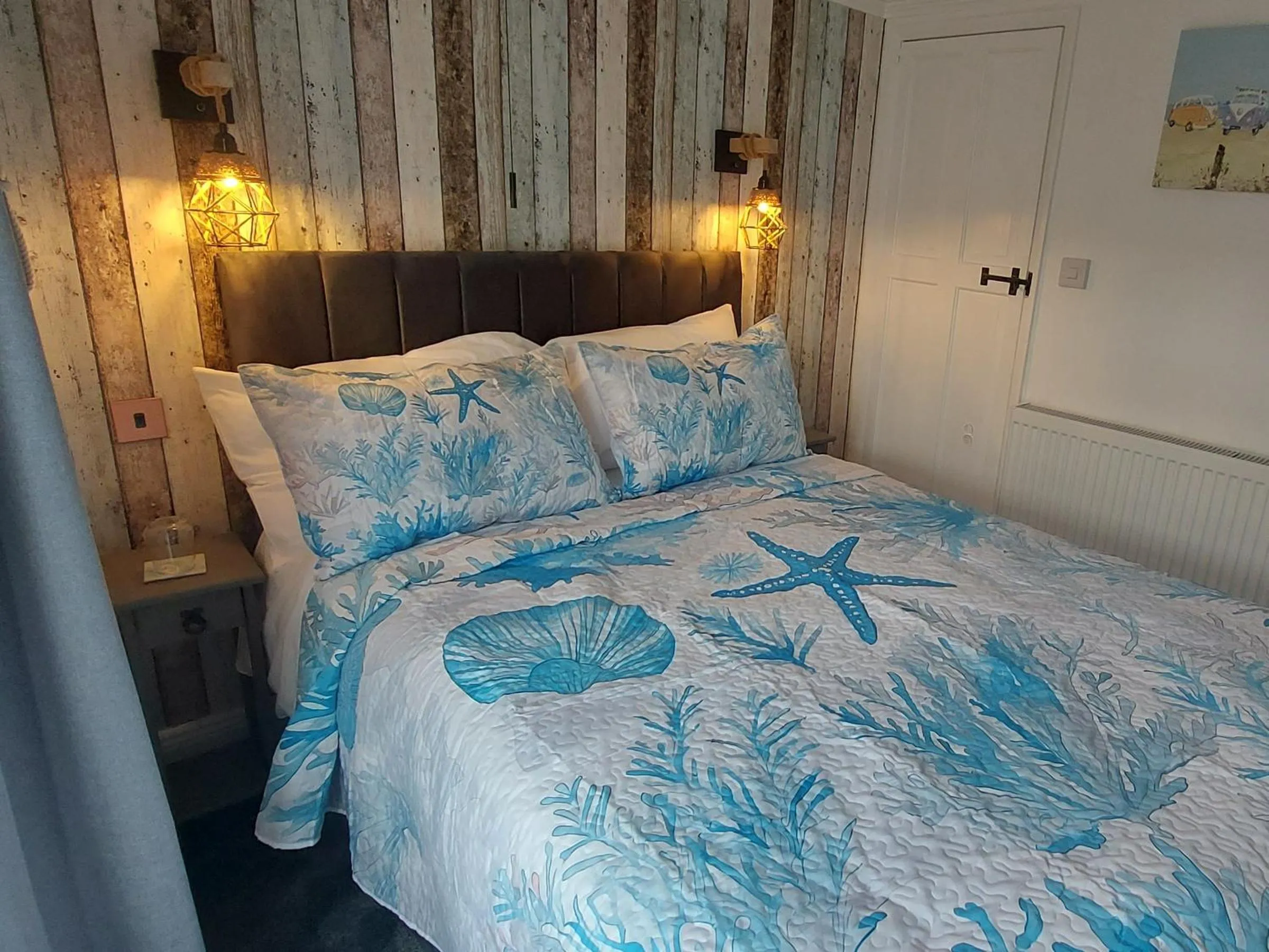 Bedroom, Bed in Trentham House