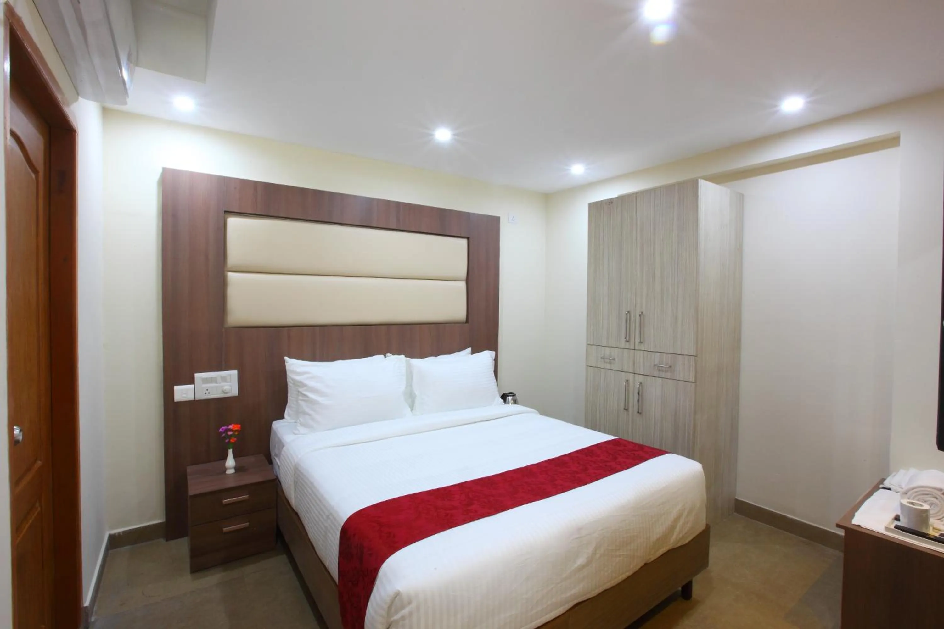 Bed in Laimar Suites