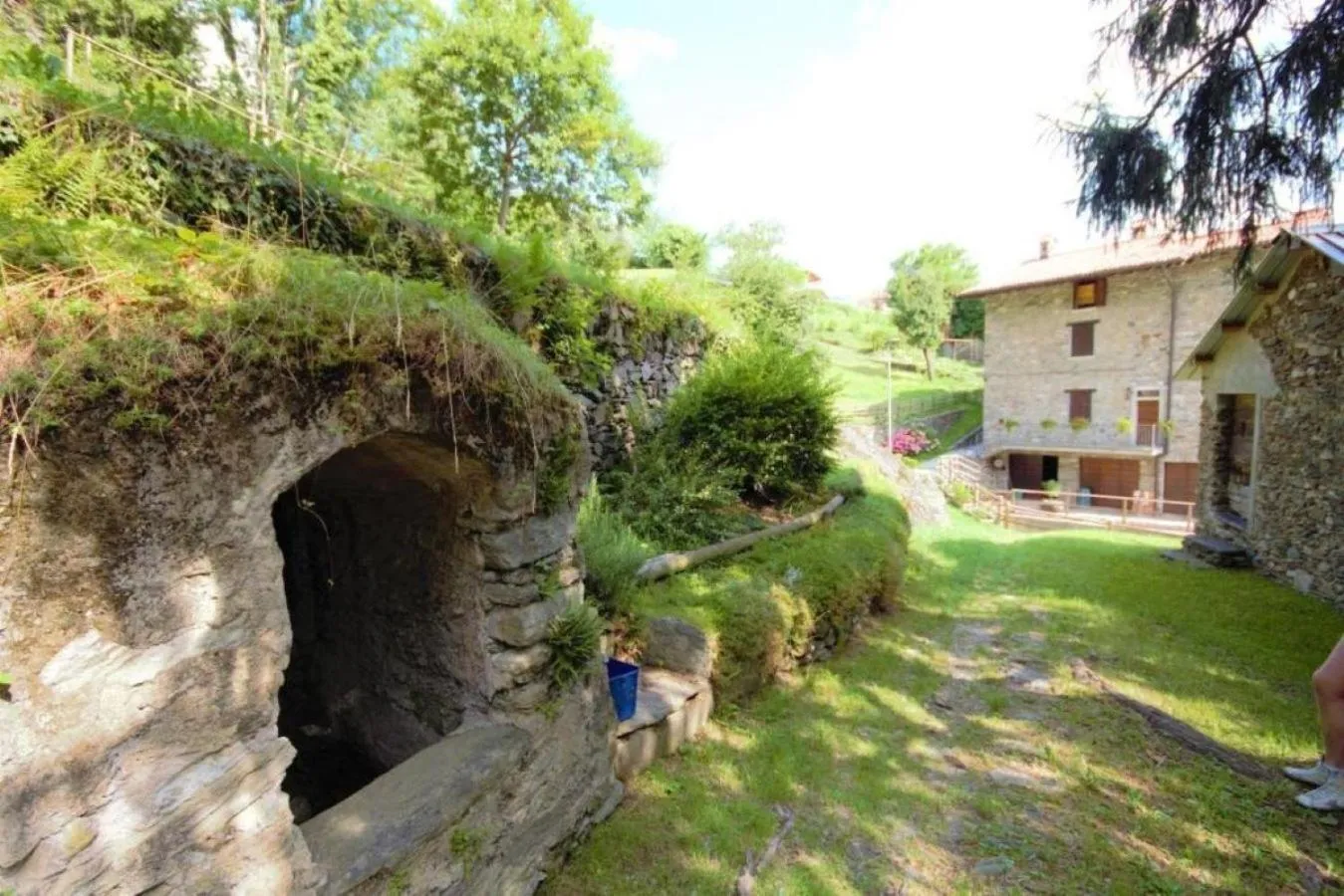 Property building in L'antico Borgo