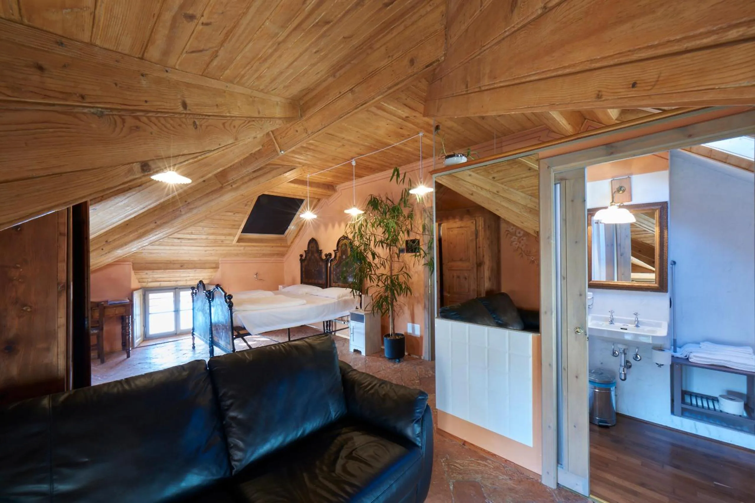 Photo of the whole room, Bed in Bellavista Boutique Hotel