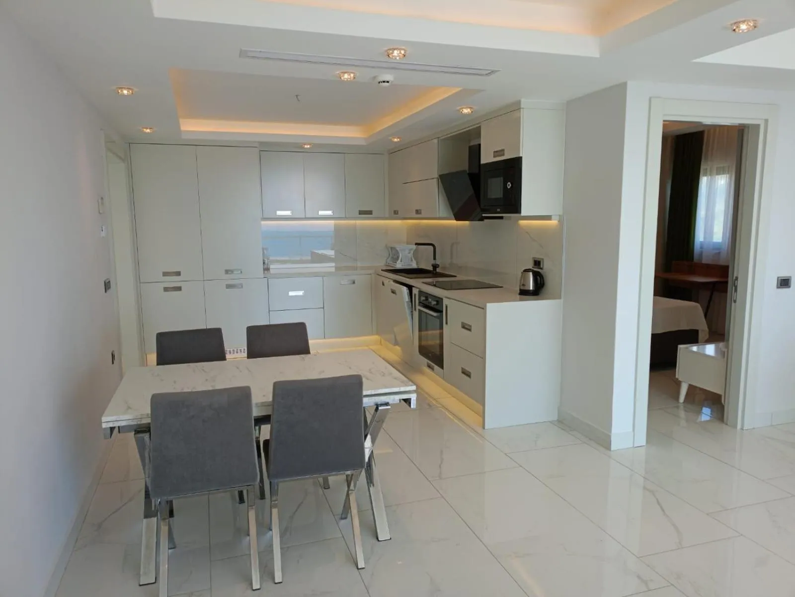 Elite Luxury Suite & Spa