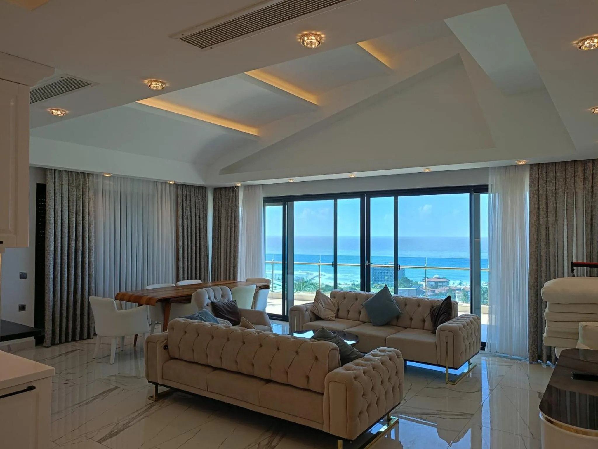 Elite Luxury Suite & Spa