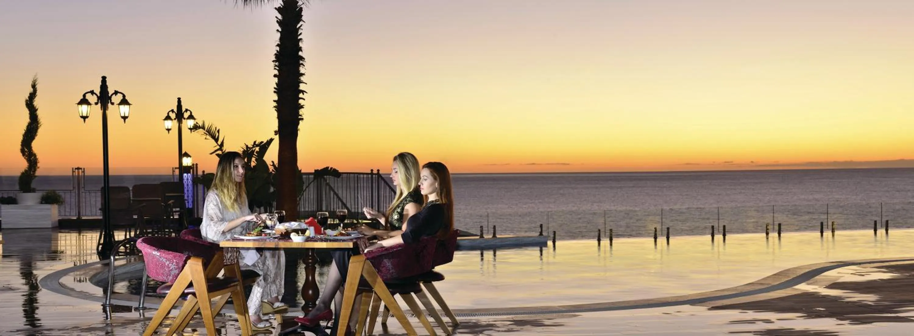 People in Elite Luxury Suite & Spa