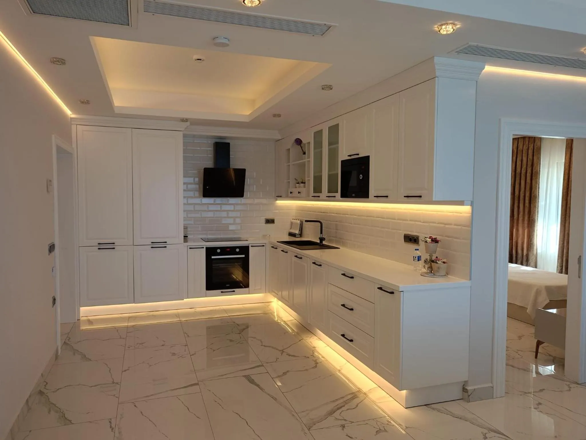 Elite Luxury Suite & Spa