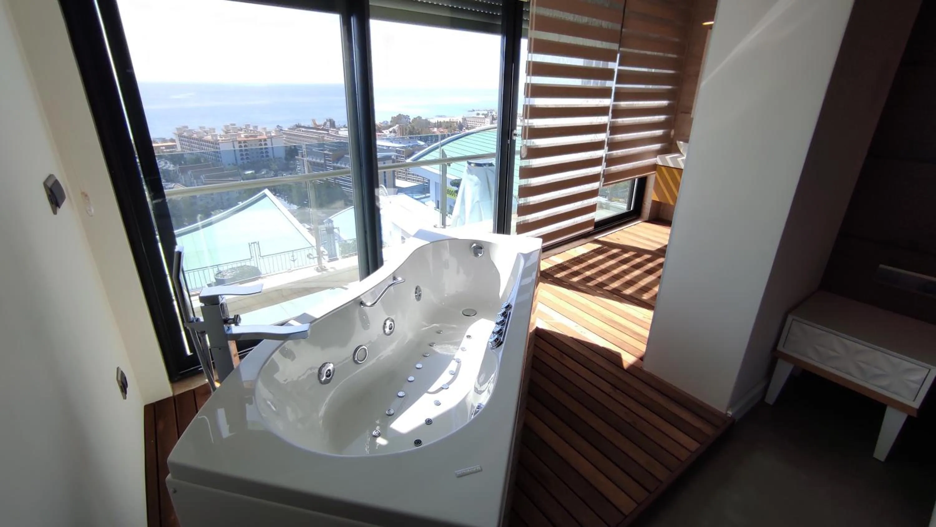 Elite Luxury Suite & Spa