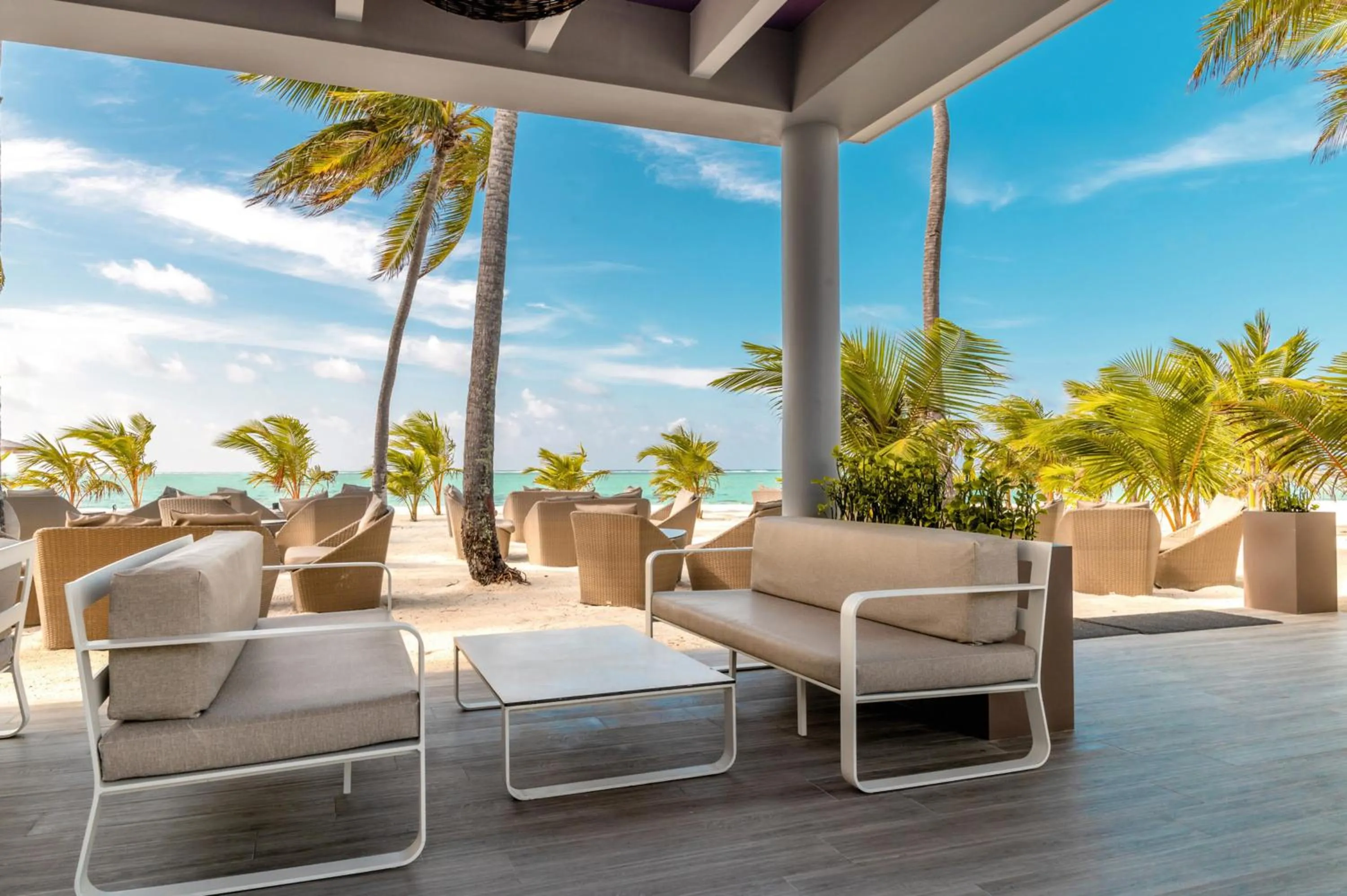 Lounge or bar in Riu Palace Maldivas- All Inclusive