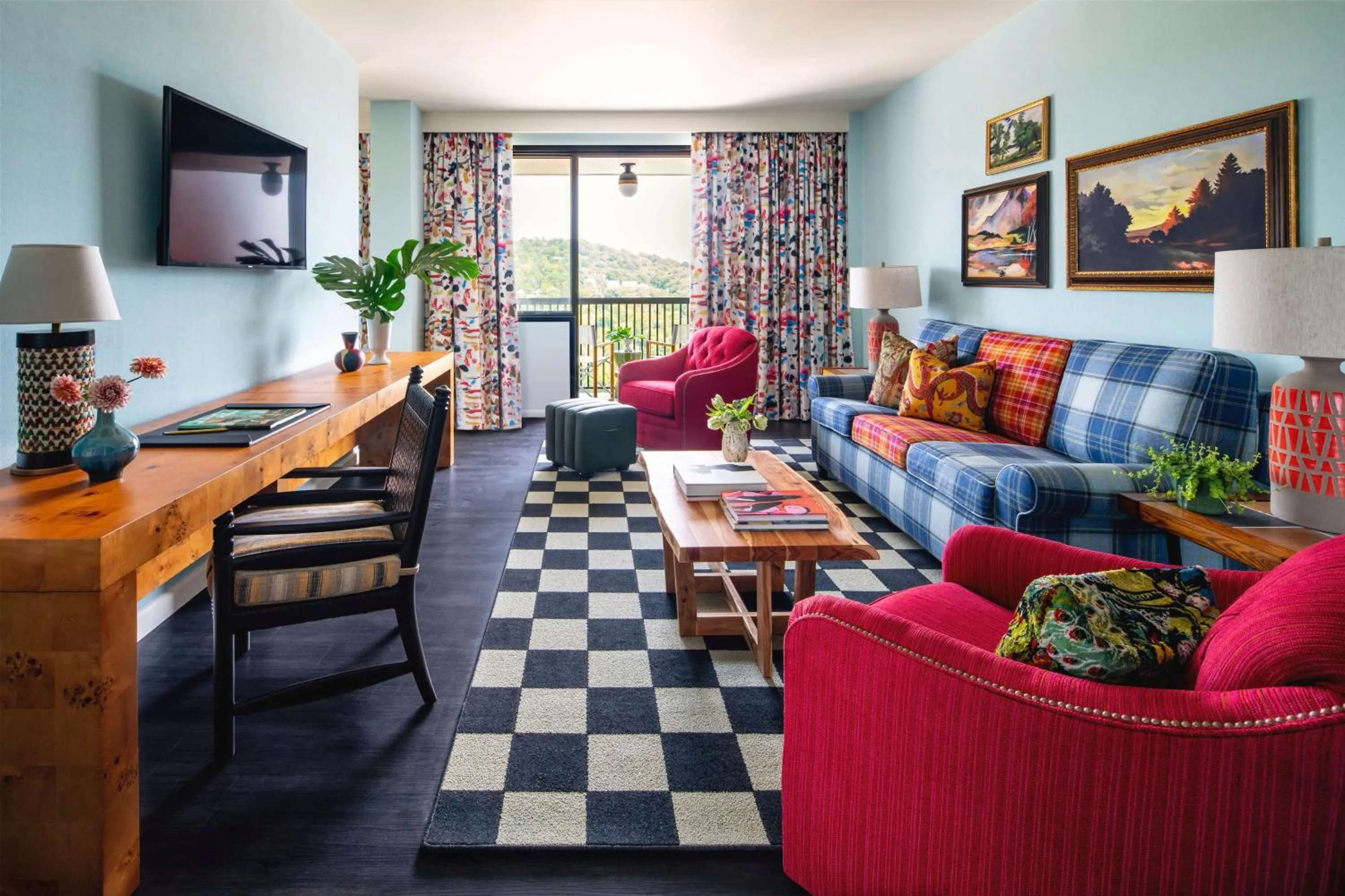 Living room in Graduate by Hilton Fayetteville, AR