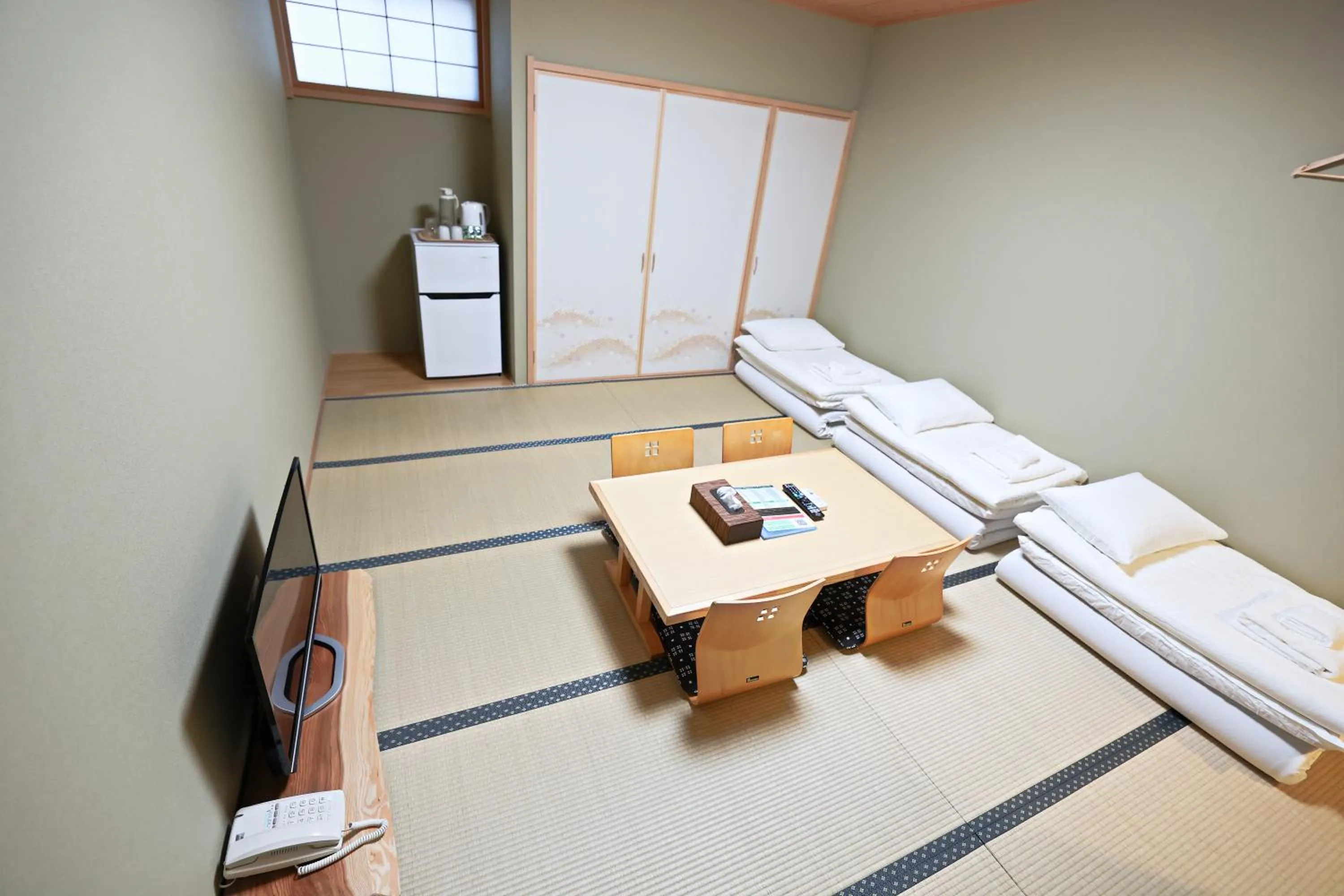 Bed in Akihabara Nakagawa Inn