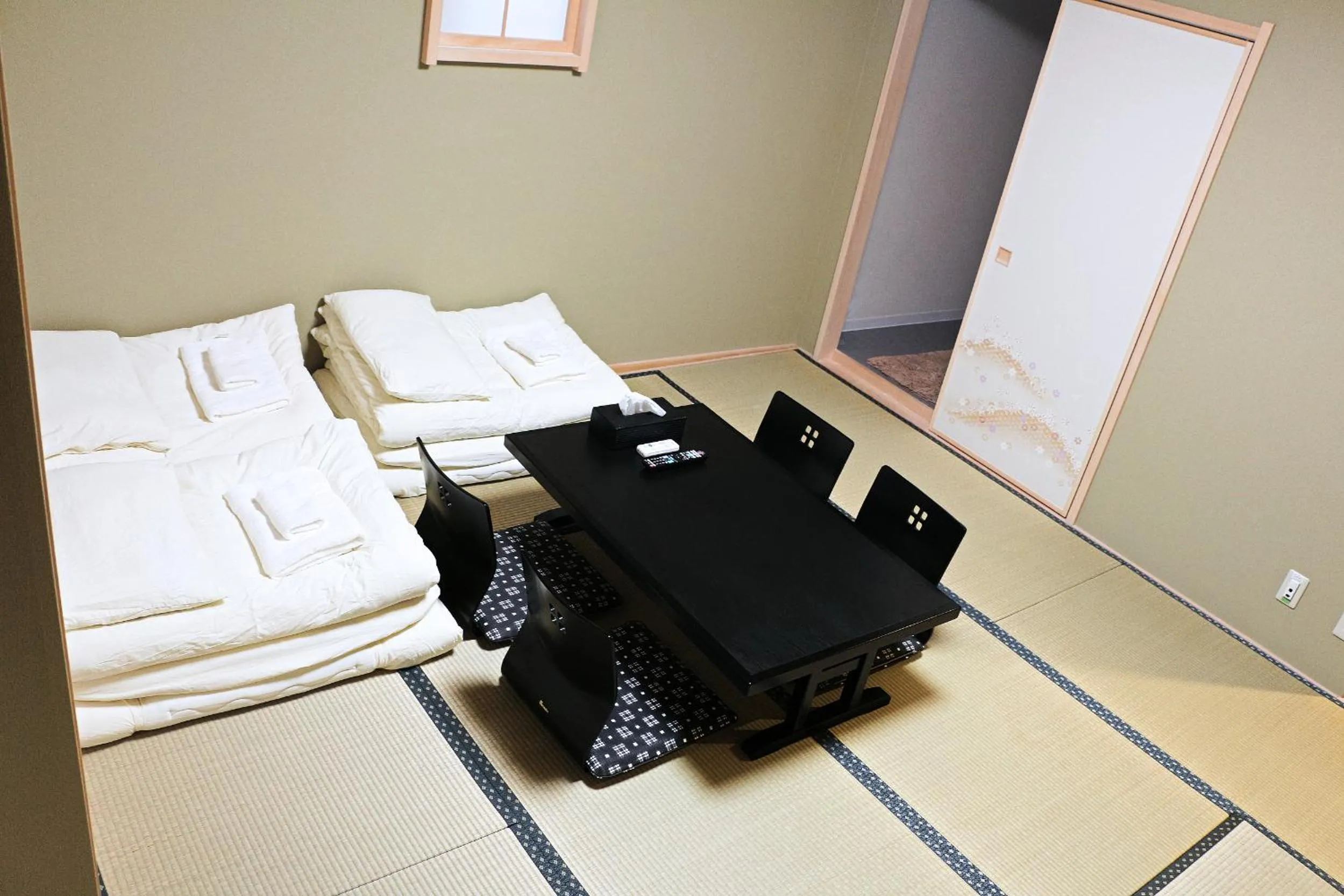 Bed in Akihabara Nakagawa Inn