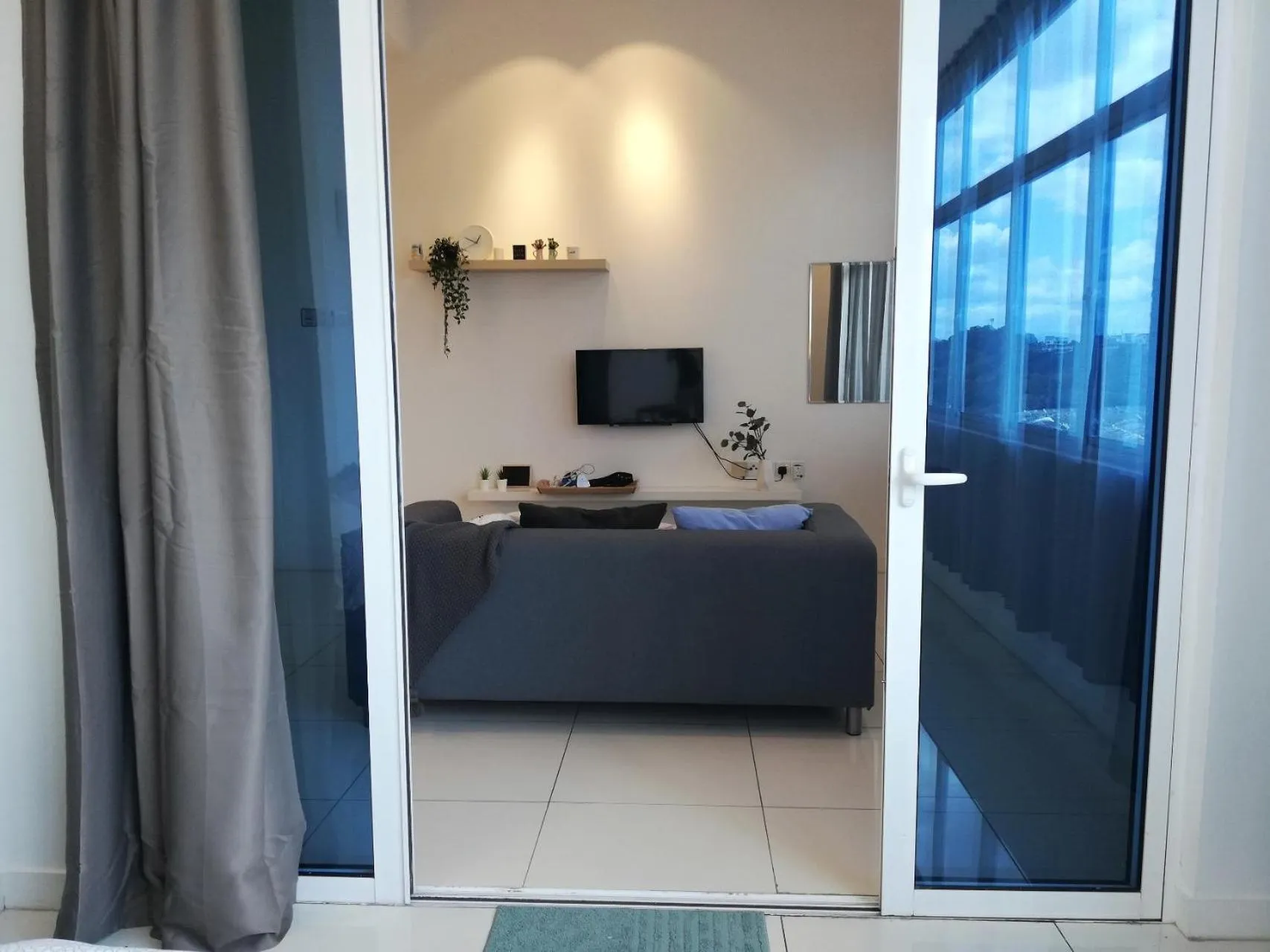 Bedroom, Bed in Puchong Skypod Residence, 1-4pax unit, Walking Distance to IOI Mall, 10min Drive to Sunway
