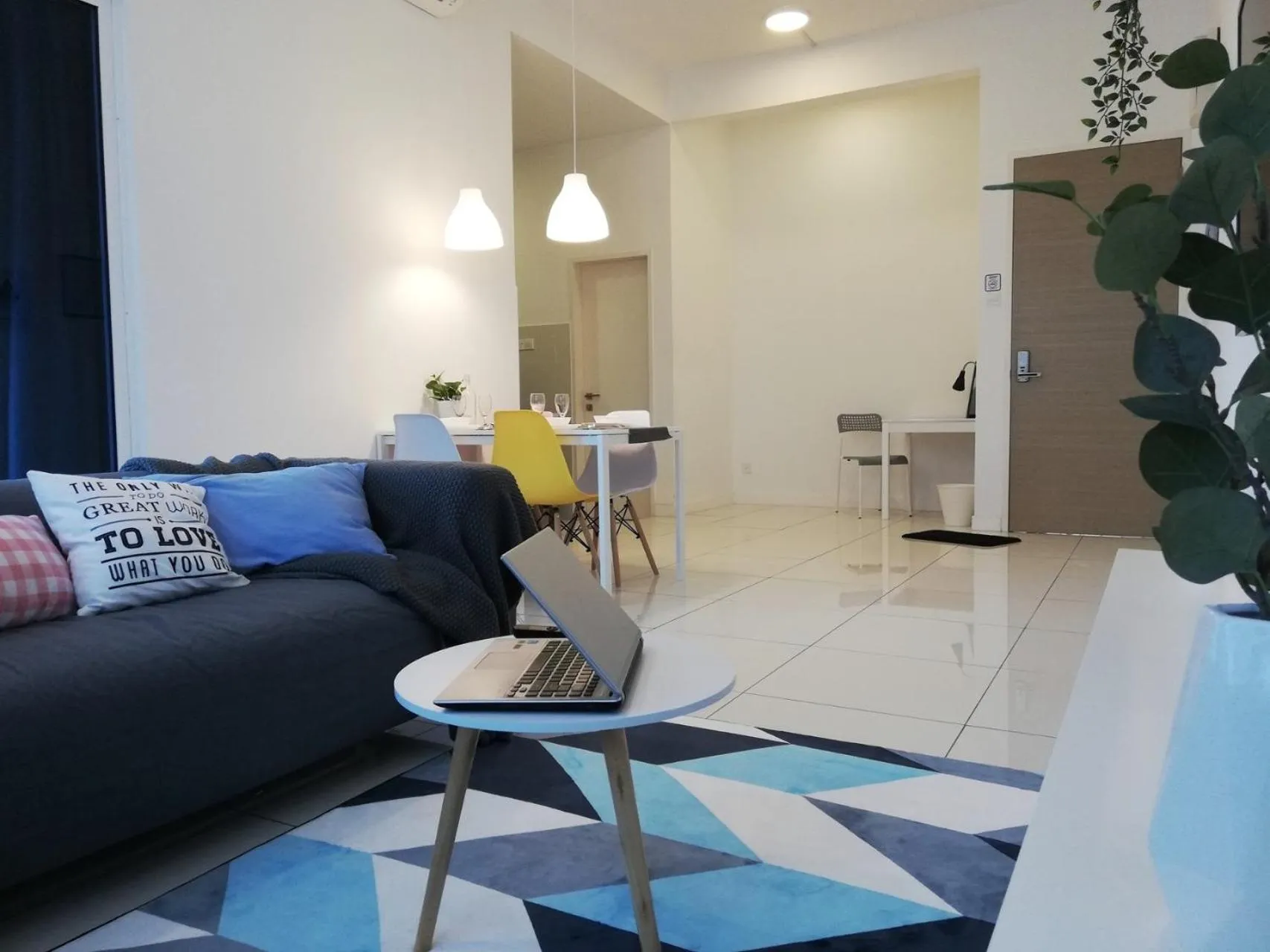 TV and multimedia in Puchong Skypod Residence, 1-4pax unit, Walking Distance to IOI Mall, 10min Drive to Sunway