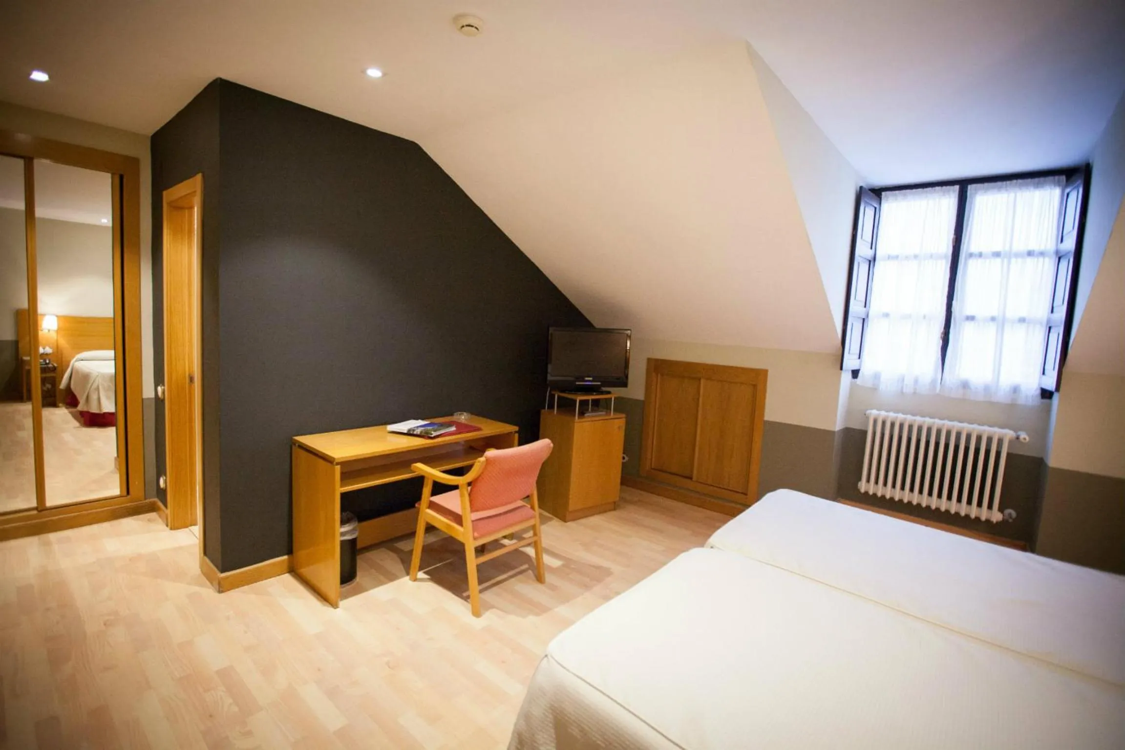 Bed in Hotel Kaype - Quintamar