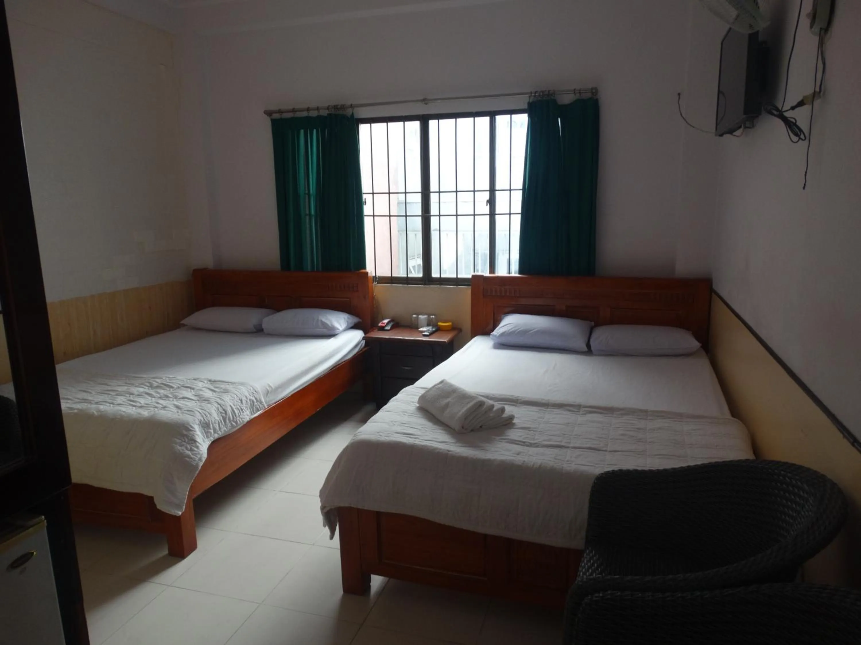 bunk bed, Bed in Thuong Hai Hotel