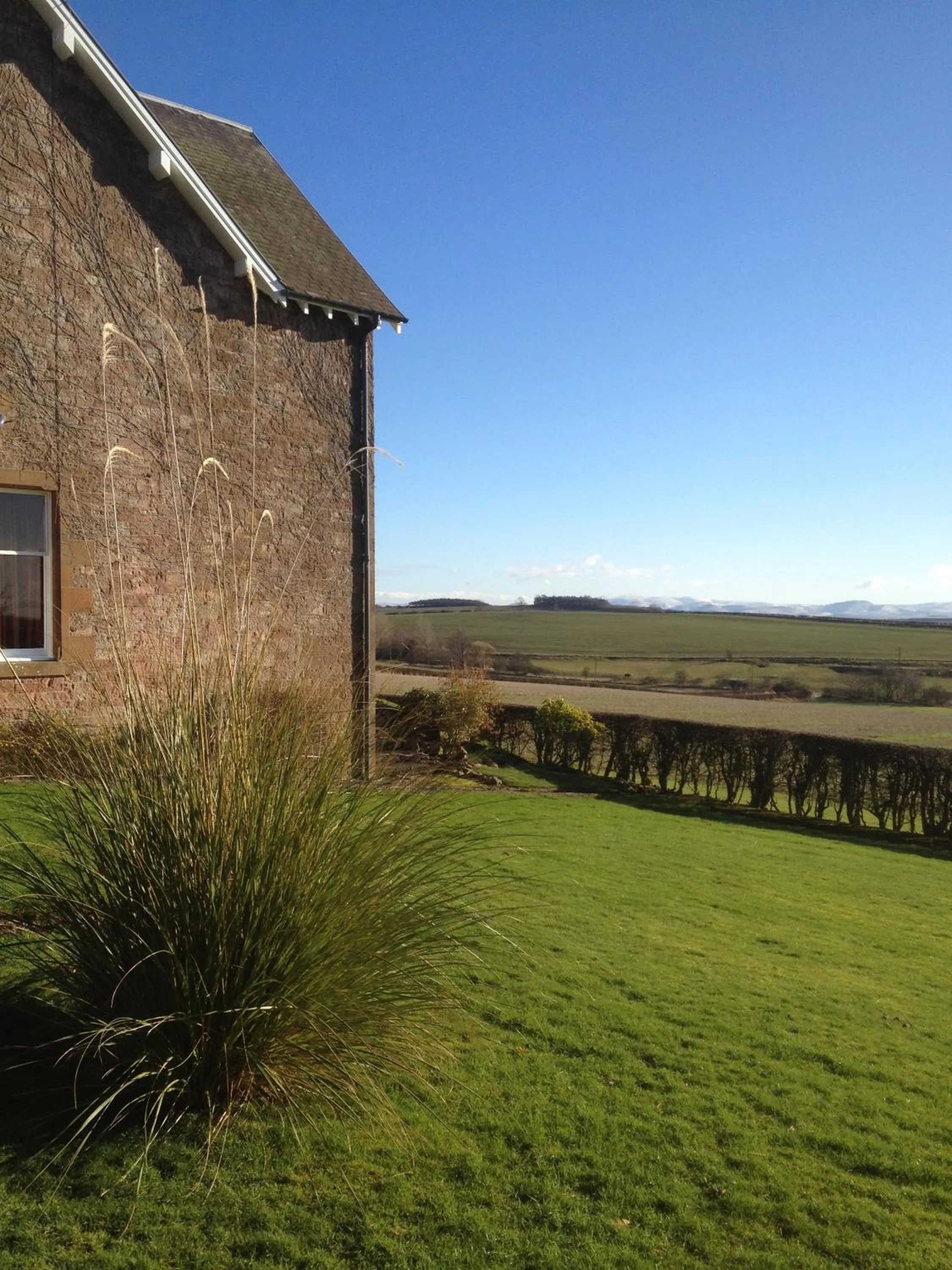 Garden view in Whitehouse Country House