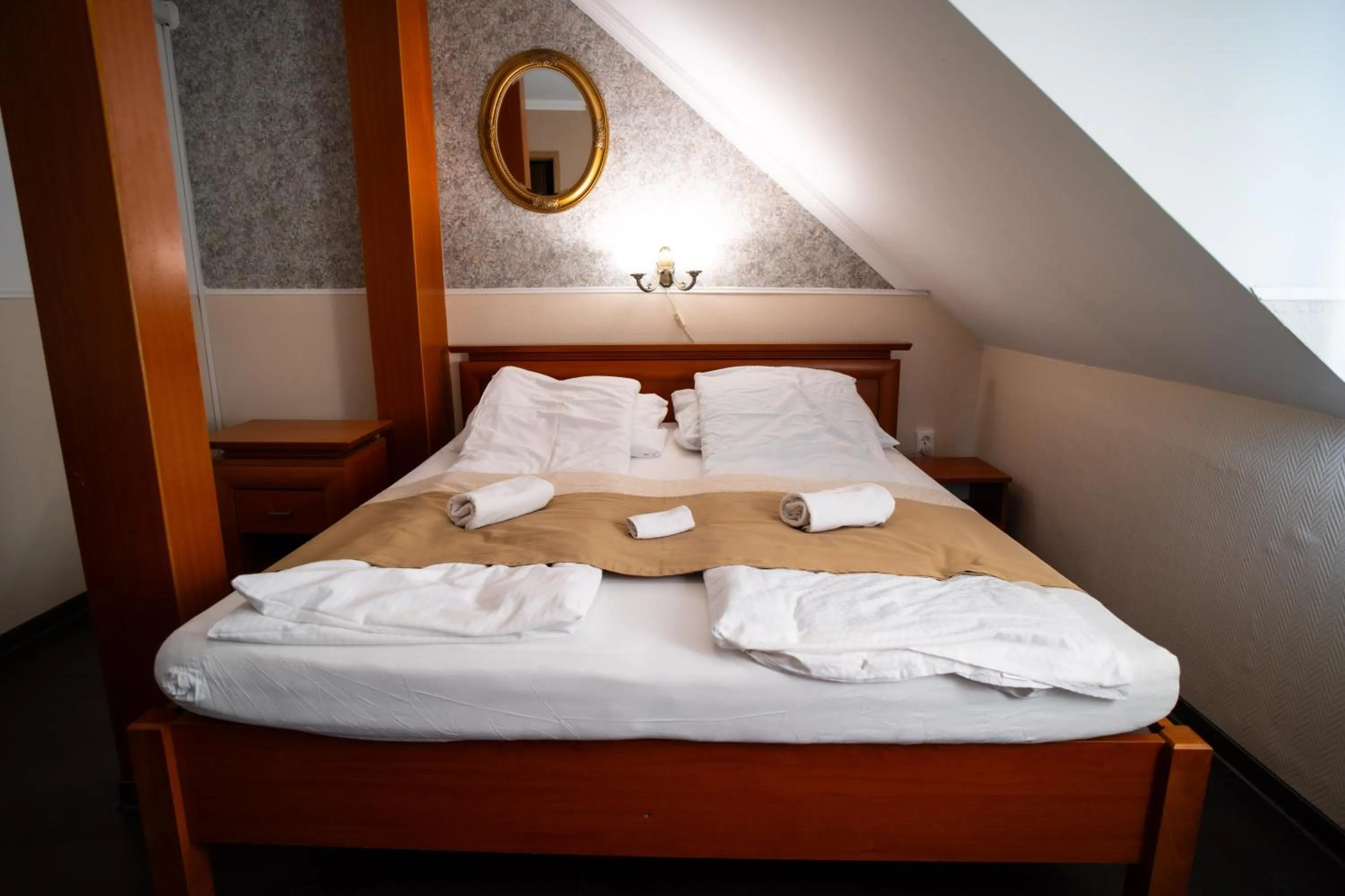 Bed in Ambrózia Szálláshely és Étterem