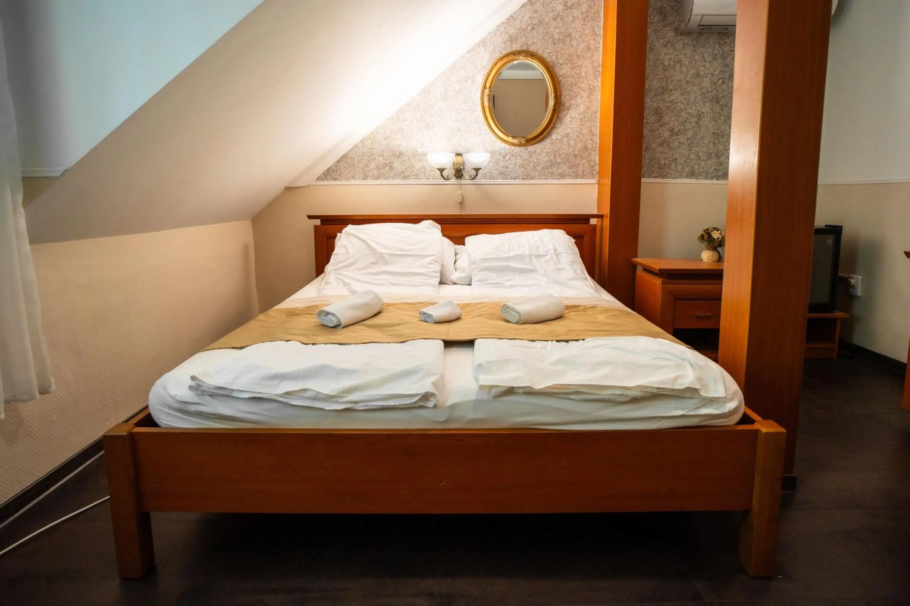 Bed in Ambrózia Szálláshely és Étterem