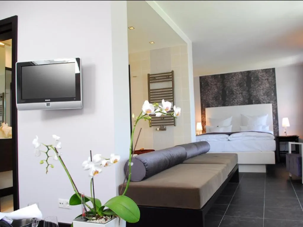 Bed in Hotel Künstlerquartier Seezeichen