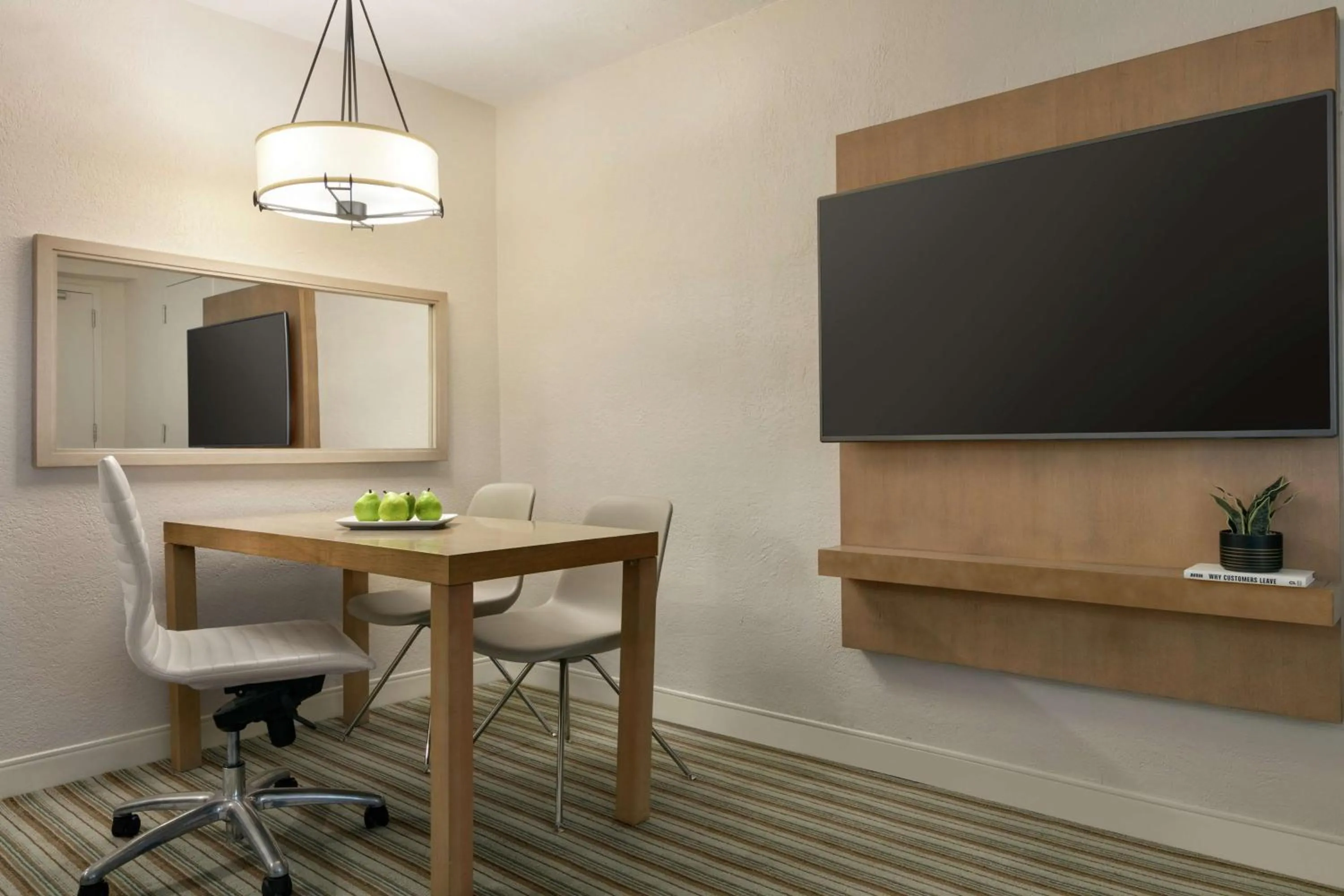 Bedroom in Embassy Suites by Hilton San Juan - Hotel & Casino