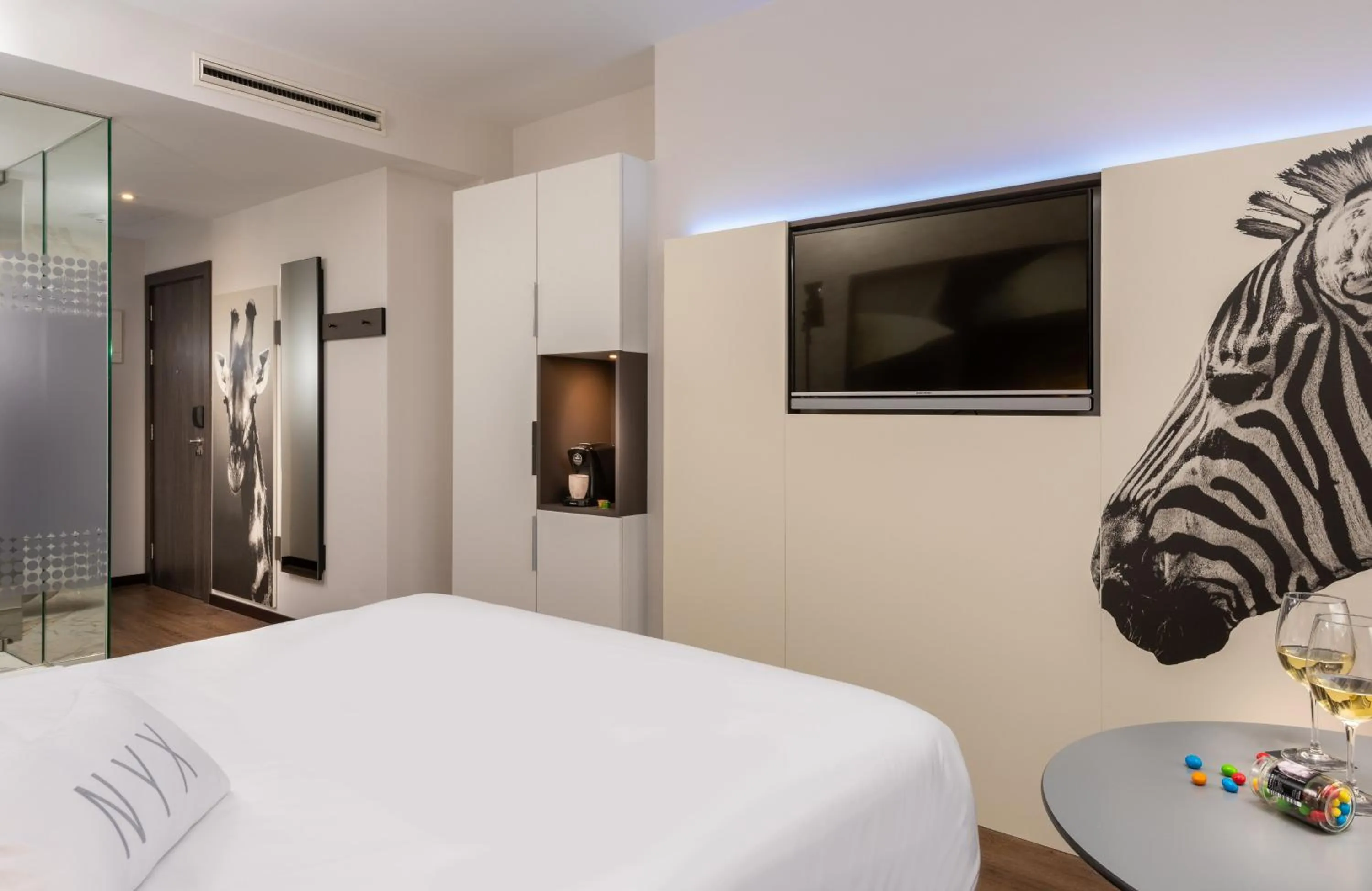 Photo of the whole room, Bed in NYX Hotel Bilbao by Leonardo Hotels