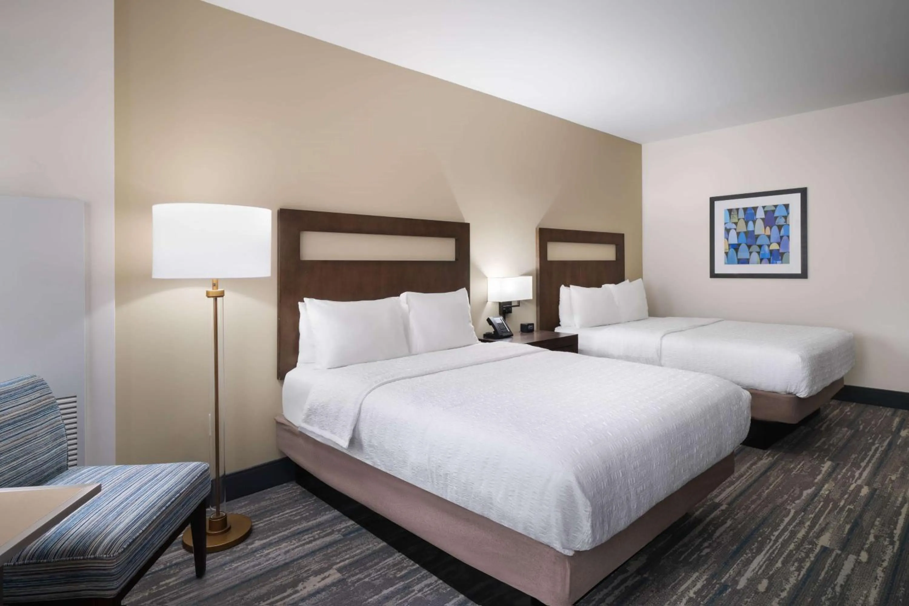 Bed in Hampton Inn & Suites Denver Downtown Convention Center