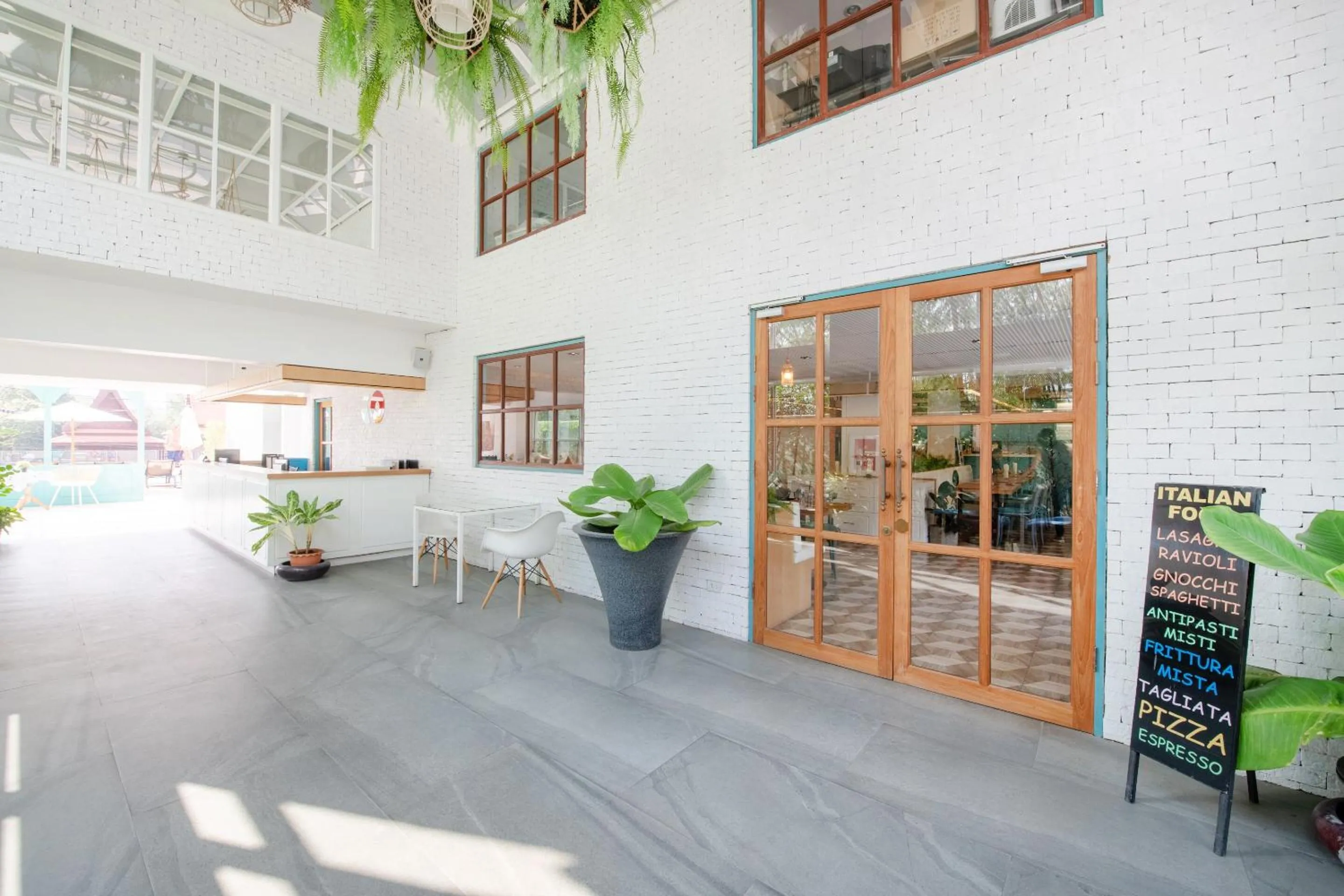 Lobby or reception in Blooming Hill Boutique Suites