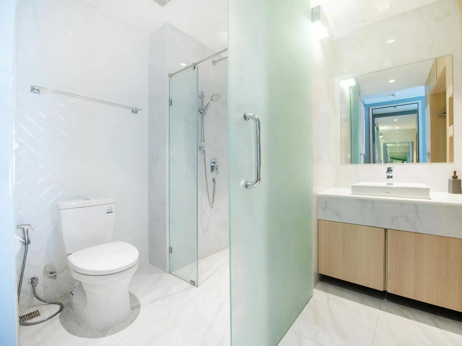 Blooming Hill Boutique Suites