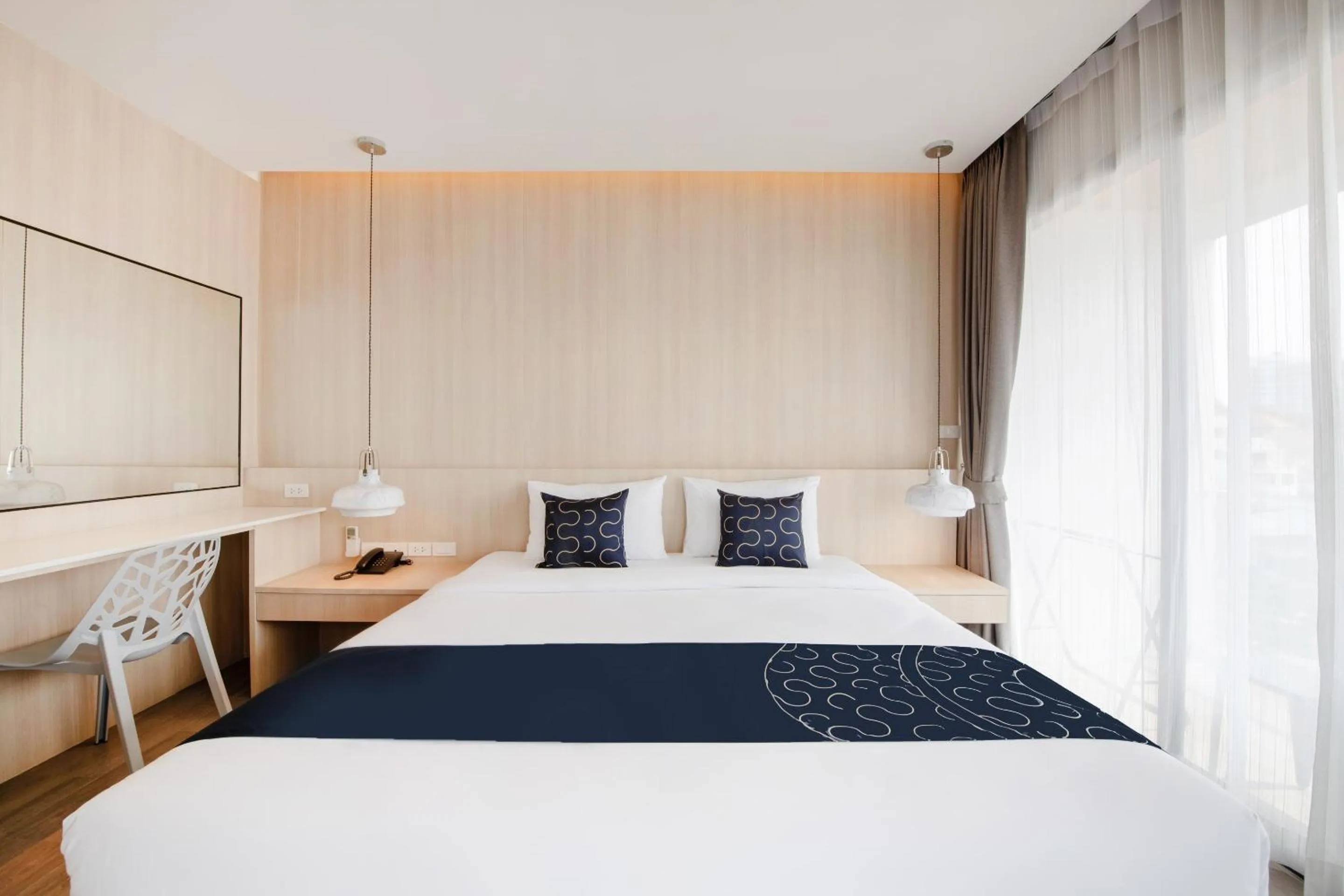 Bedroom, Bed in Blooming Hill Boutique Suites