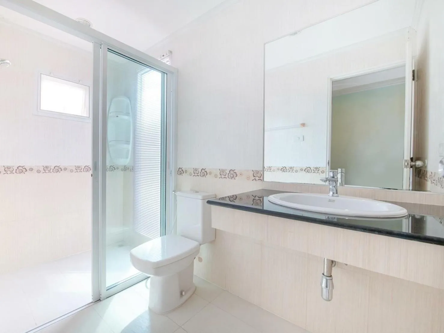 Blooming Hill Boutique Suites