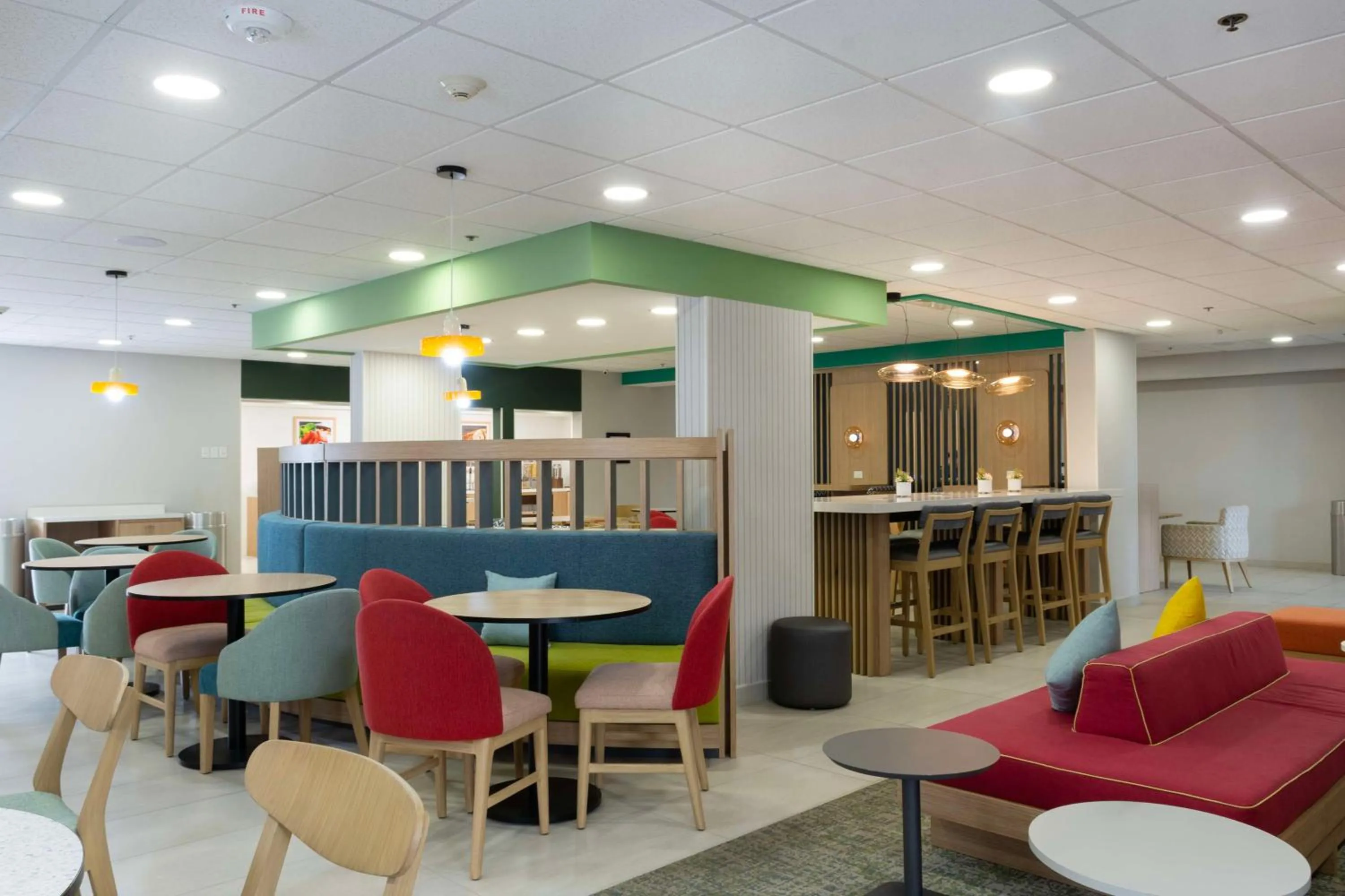 Lobby or reception in Hampton by Hilton Saltillo Zona Aeropuerto