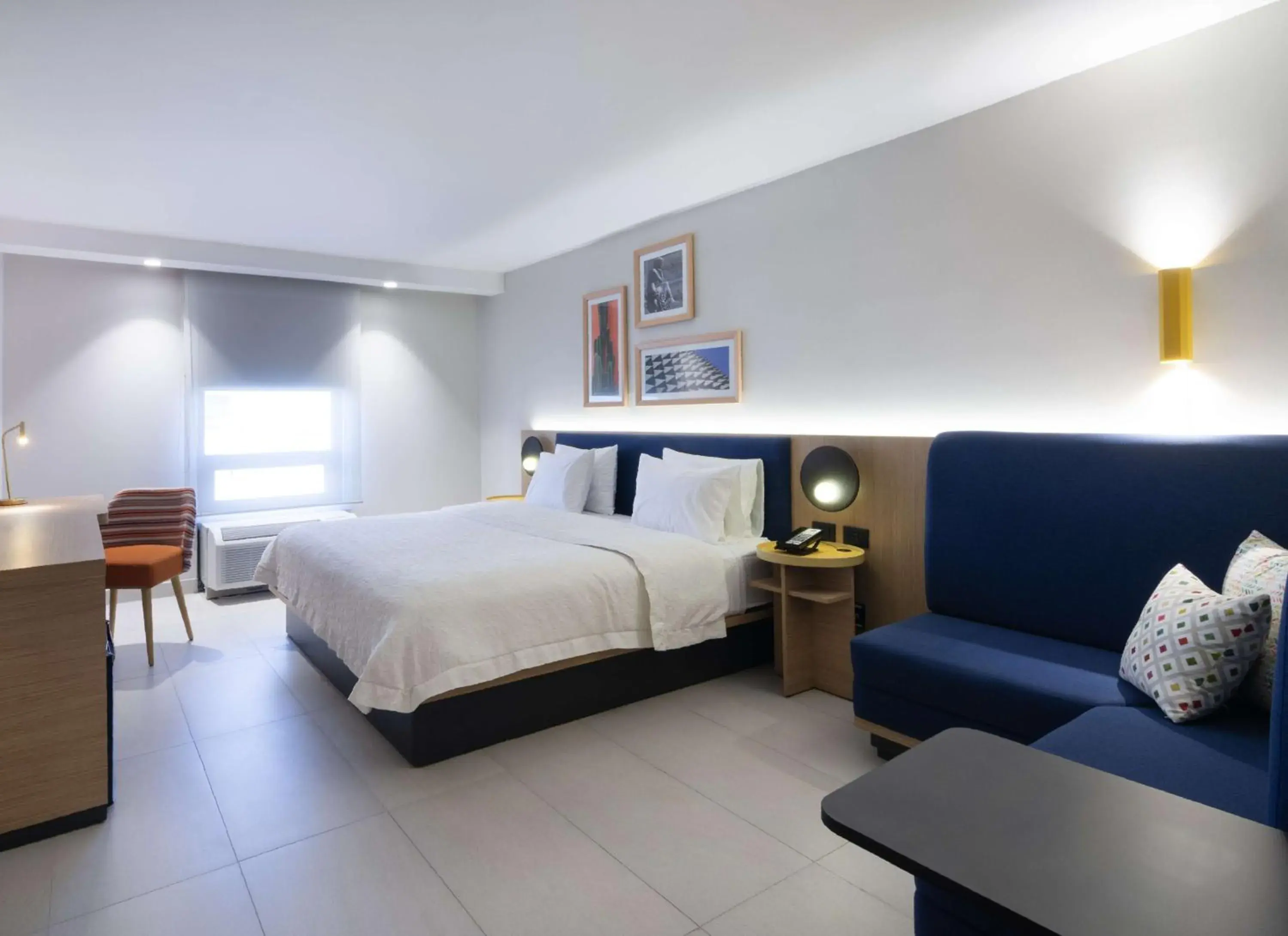 King Room - Non-Smoking in Hampton by Hilton Saltillo Zona Aeropuerto King Room - Non-Smoking in Hampton by Hilton Saltillo Zona Aeropuerto
