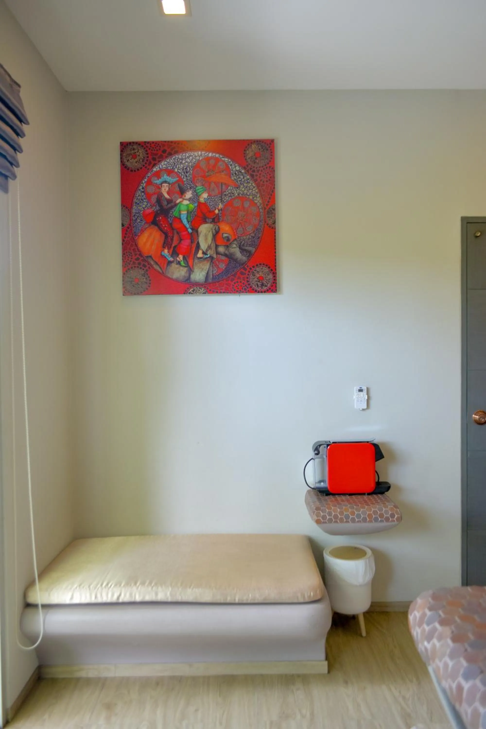 Bed in Le Divine Comedie Beach Resort