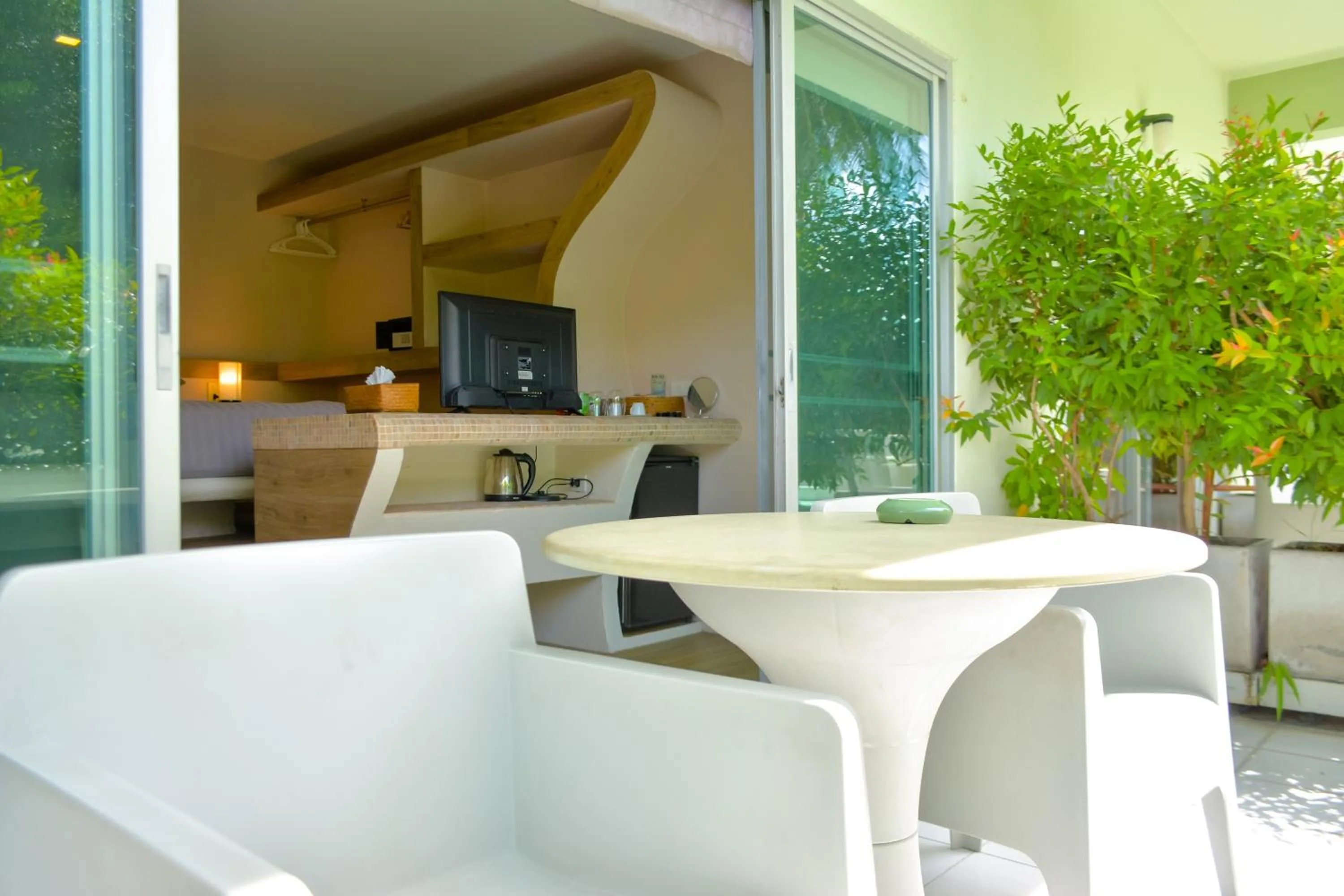 Le Divine Comedie Beach Resort