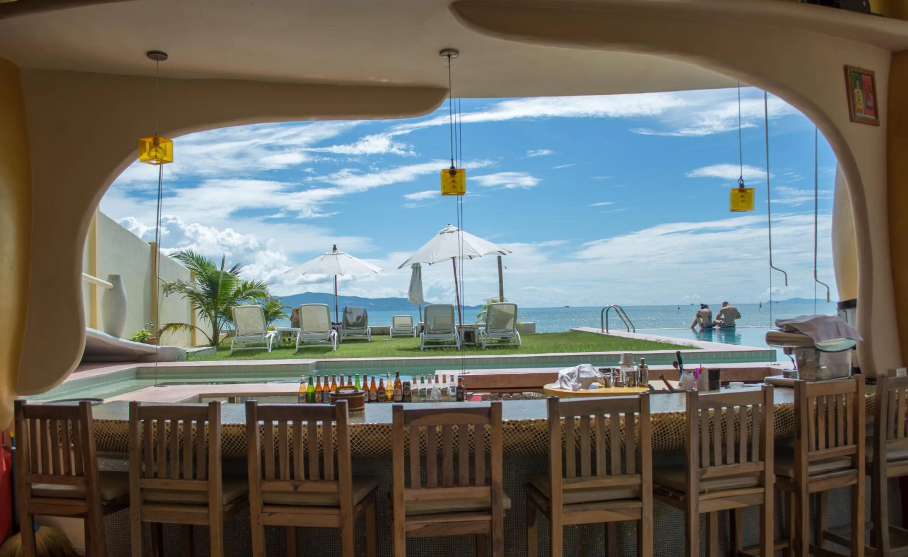 Lounge or bar in Le Divine Comedie Beach Resort