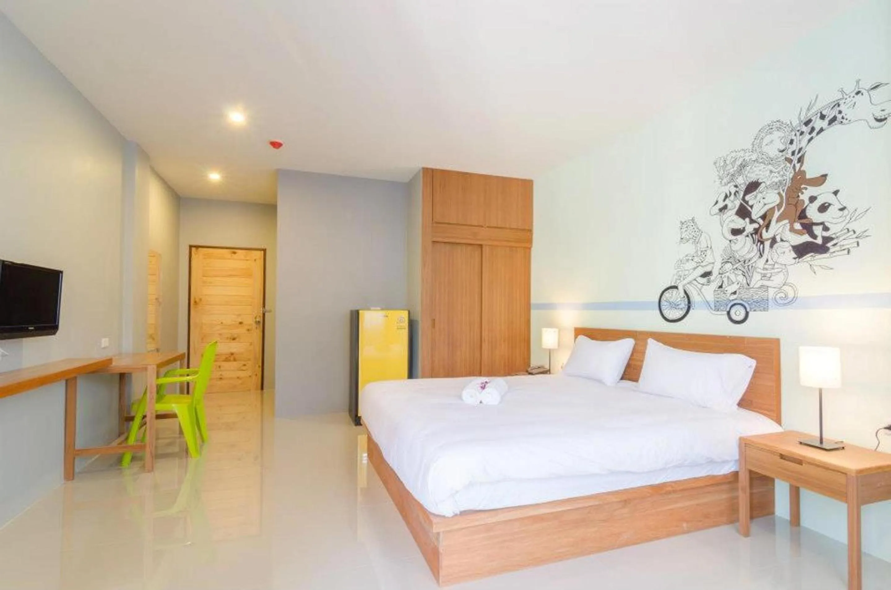 Photo of the whole room, Bed in Ao Nang Miti Resort