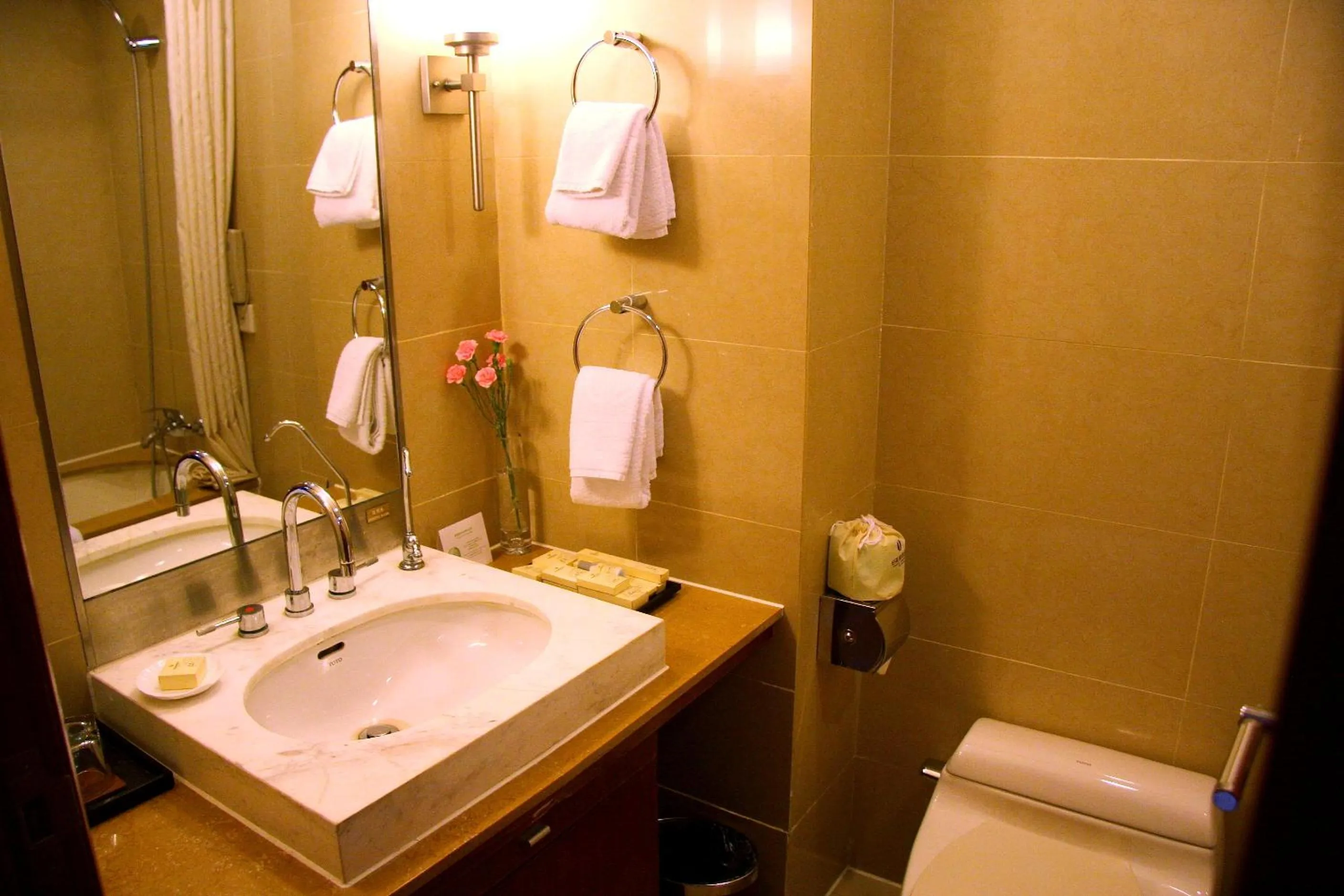 Bathroom in Jianguo Garden Hotel