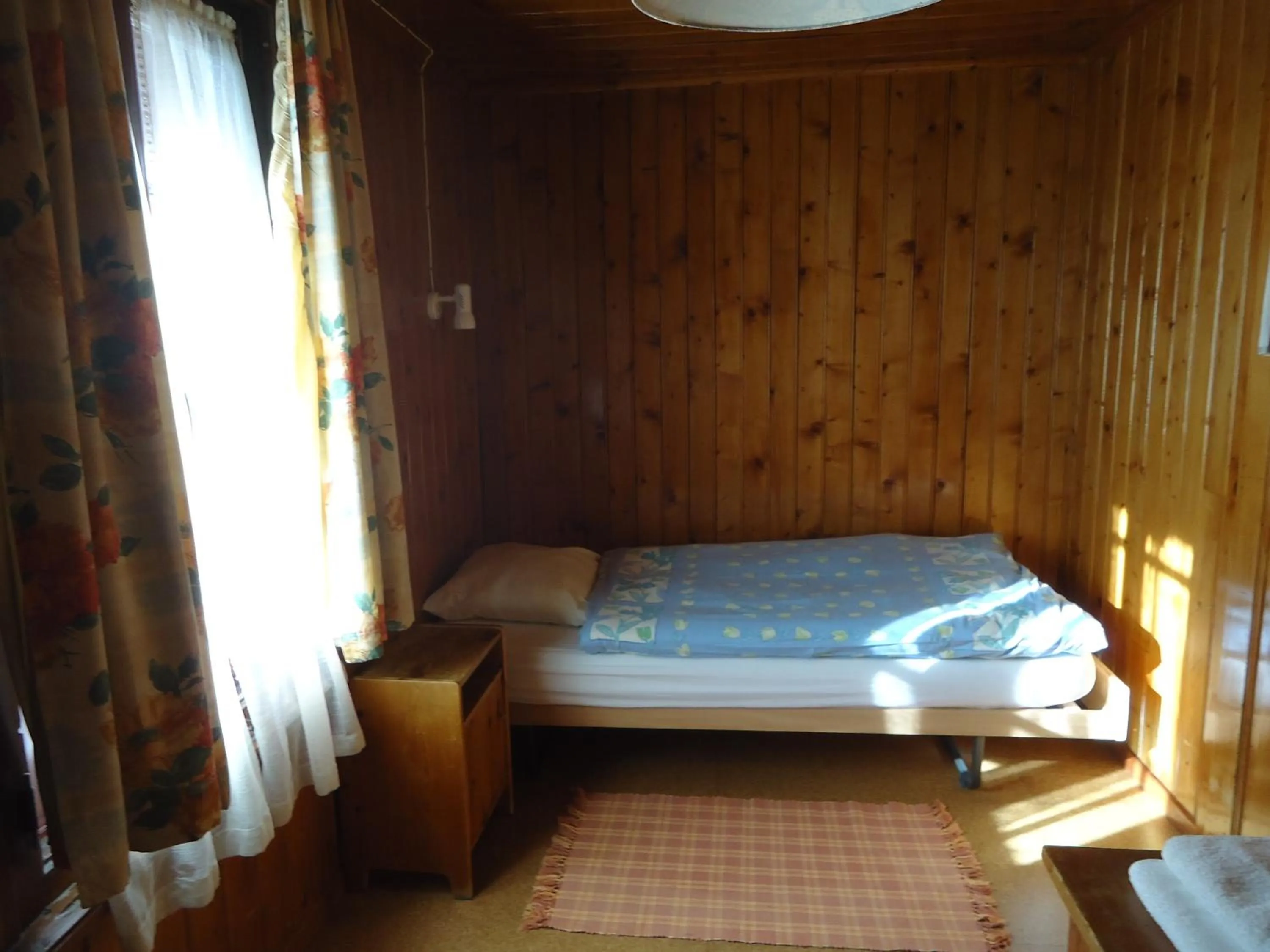 Photo of the whole room in Hotel les Touristes