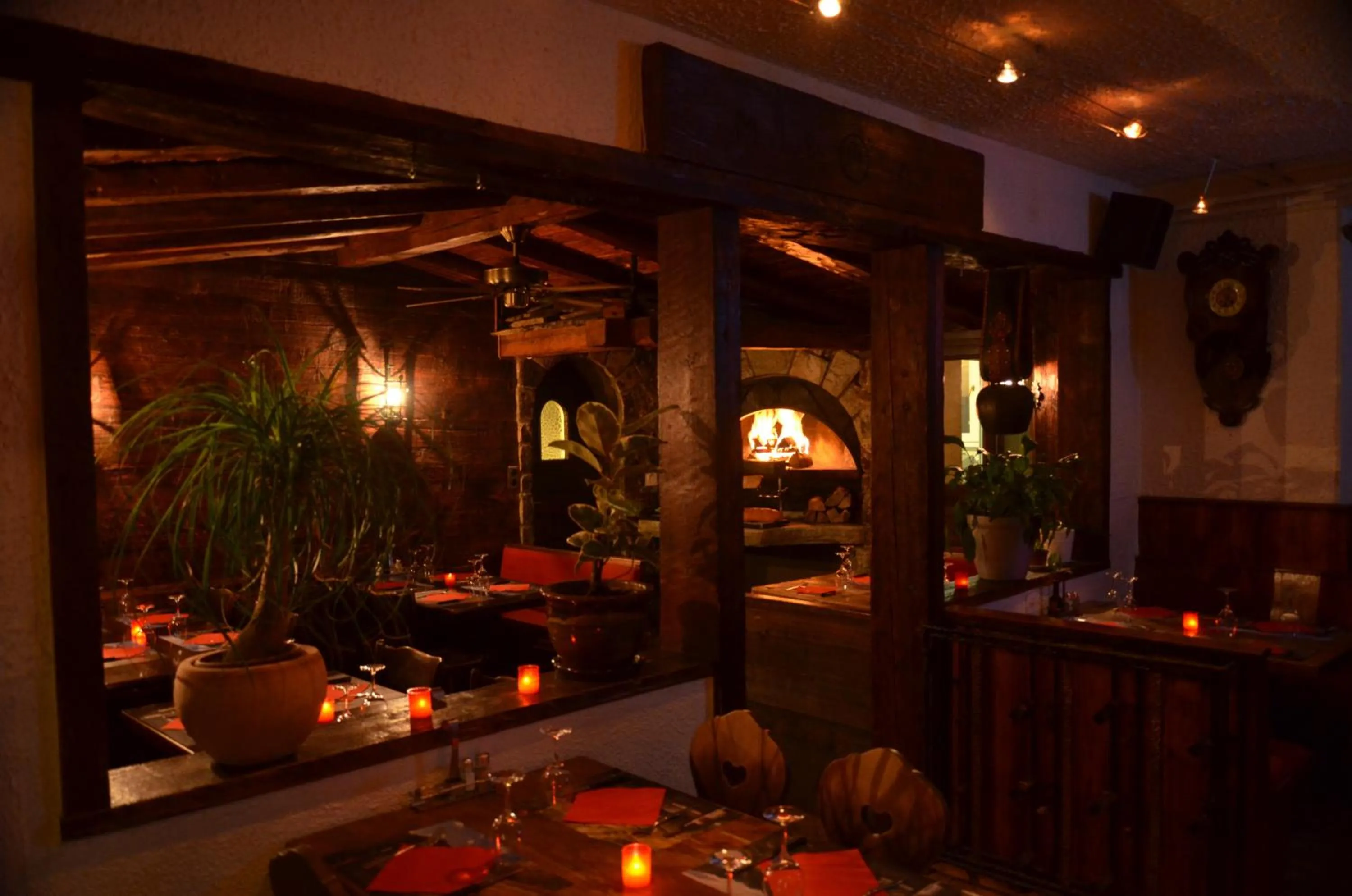 Restaurant/places to eat in Hotel les Touristes