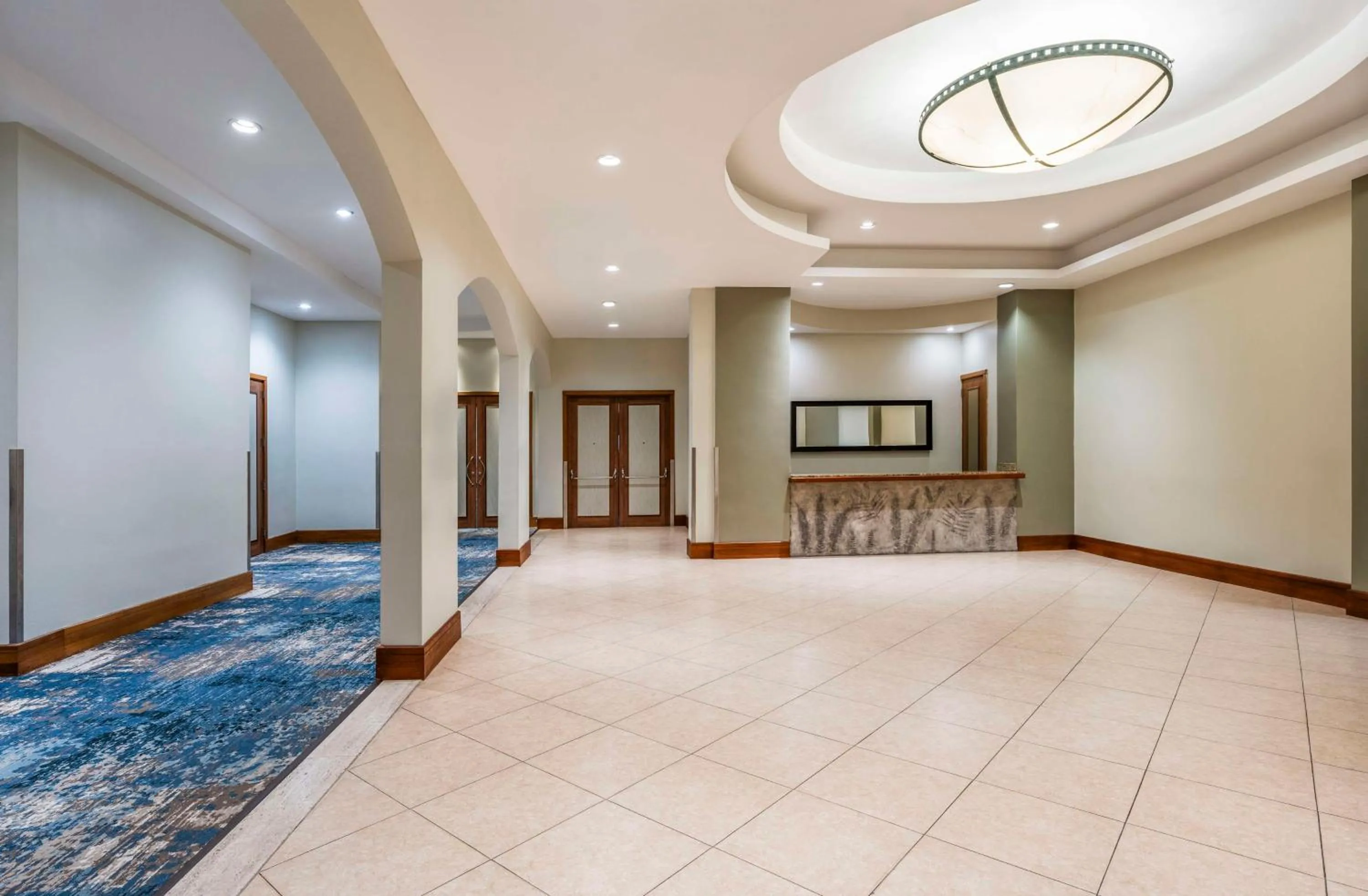 Meeting/conference room in Embassy Suites by Hilton Dorado del Mar Beach Resort