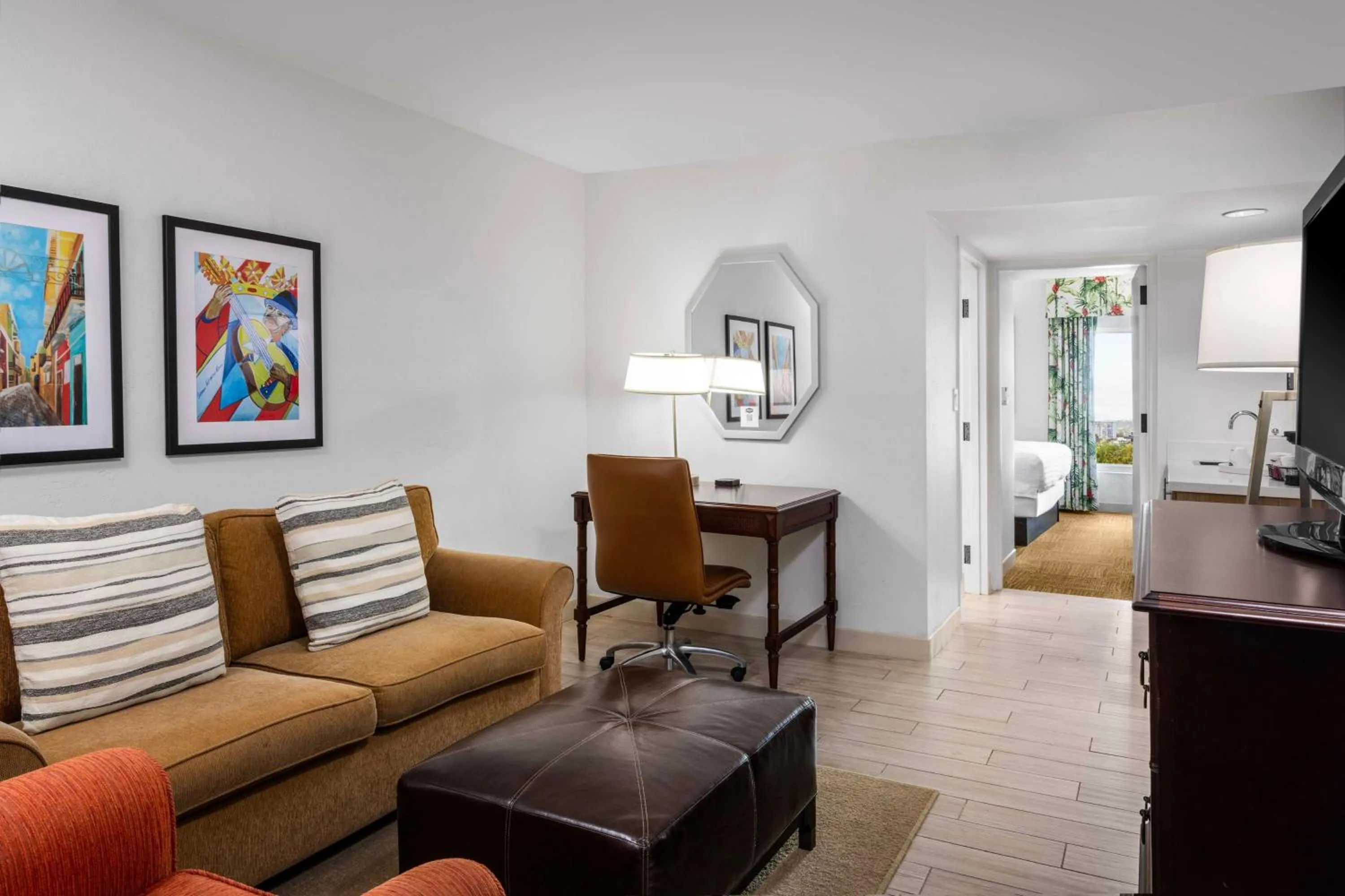 Living room in Hampton Inn & Suites San Juan